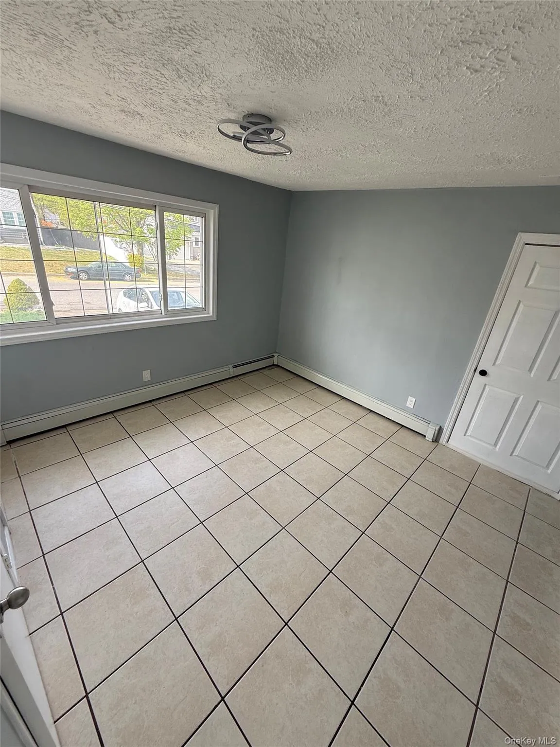 480 Saint Johns Street, Islip, NY, 3 Bedrooms Bedrooms, 5 Rooms Rooms,1 BathroomBathrooms,Residential Lease,For Rent,Saint Johns,0,1000625 480 Saint Johns Street, Islip, NY, 3 Bedrooms Bedrooms, 5 Rooms Rooms,1 BathroomBathrooms,Residential Lease,For Rent,Saint Johns,0,1000625