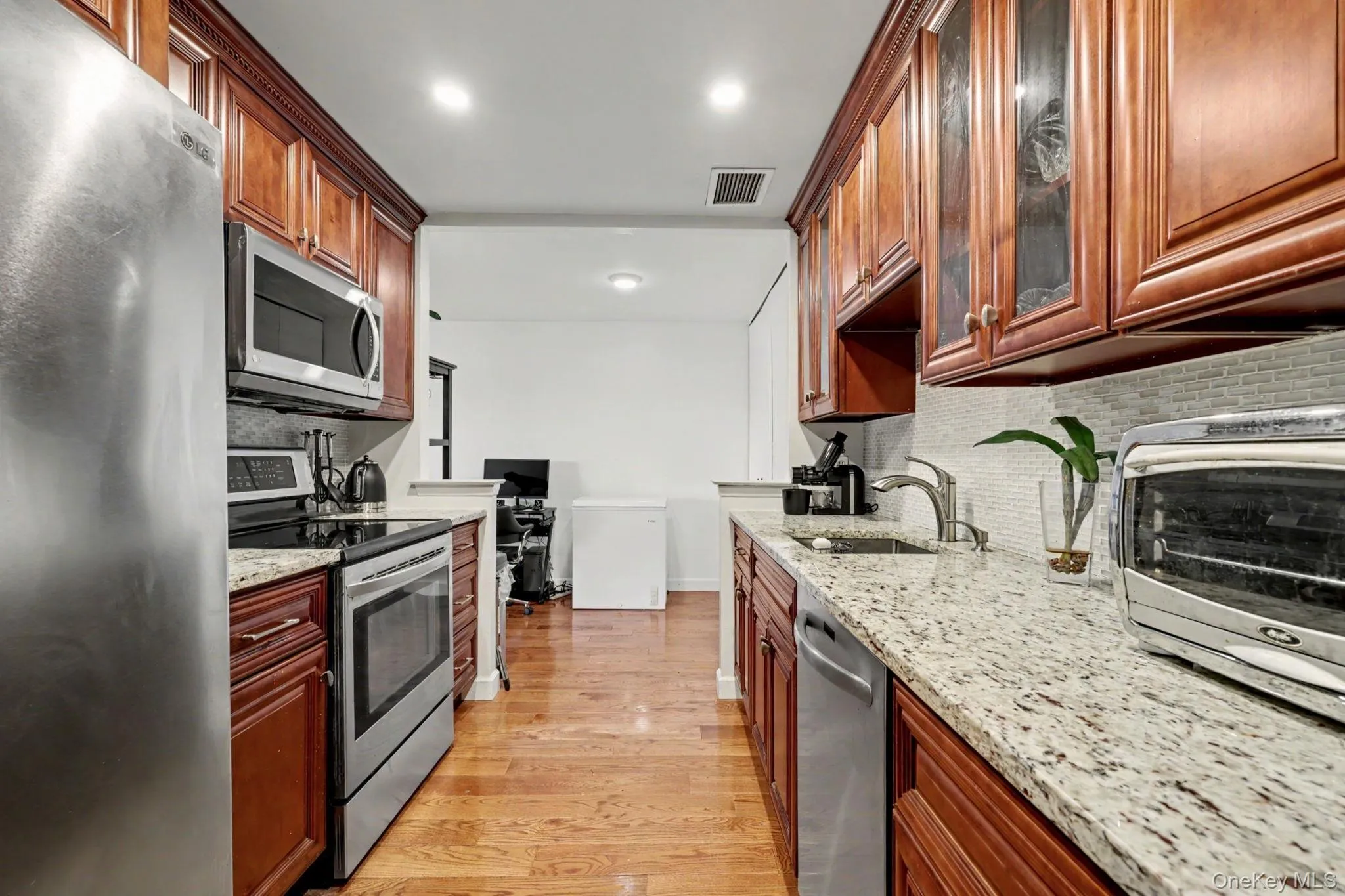 500 High Point Drive, Greenburgh, NY, 2 Bedrooms Bedrooms, 5 Rooms Rooms,2 BathroomsBathrooms,Residential,For Rent,High Point,0,1000629 500 High Point Drive, Greenburgh, NY, 2 Bedrooms Bedrooms, 5 Rooms Rooms,2 BathroomsBathrooms,Residential,For Rent,High Point,0,1000629