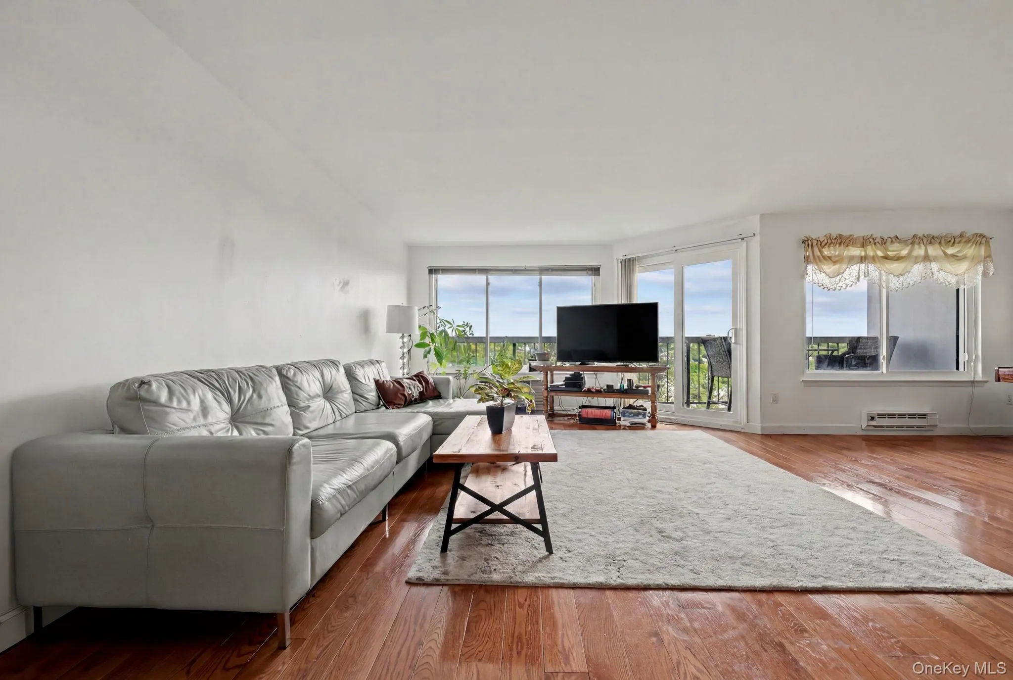 500 High Point Drive, Greenburgh, NY, 2 Bedrooms Bedrooms, 5 Rooms Rooms,2 BathroomsBathrooms,Residential,For Rent,High Point,0,1000629 500 High Point Drive, Greenburgh, NY, 2 Bedrooms Bedrooms, 5 Rooms Rooms,2 BathroomsBathrooms,Residential,For Rent,High Point,0,1000629