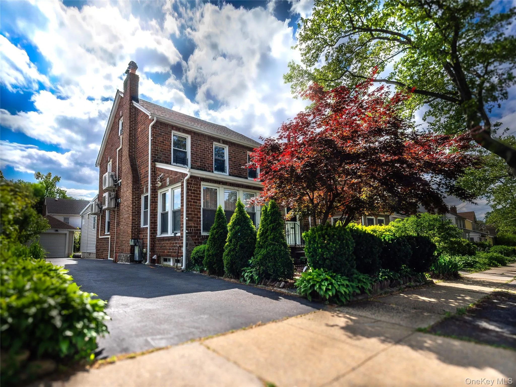 45-32 Westminster Road, North Hempstead, NY, 4 Bedrooms Bedrooms, 9 Rooms Rooms,2 BathroomsBathrooms,Residential Lease,For Rent,Westminster,0,1000630 45-32 Westminster Road, North Hempstead, NY, 4 Bedrooms Bedrooms, 9 Rooms Rooms,2 BathroomsBathrooms,Residential Lease,For Rent,Westminster,0,1000630
