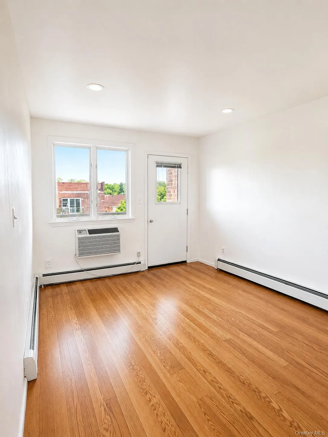 46-12 161st Street, New York, NY, 2 Bedrooms Bedrooms, 4 Rooms Rooms,1 BathroomBathrooms,Residential Sale,For Rent,161st,0,1000635 46-12 161st Street, New York, NY, 2 Bedrooms Bedrooms, 4 Rooms Rooms,1 BathroomBathrooms,Residential Sale,For Rent,161st,0,1000635