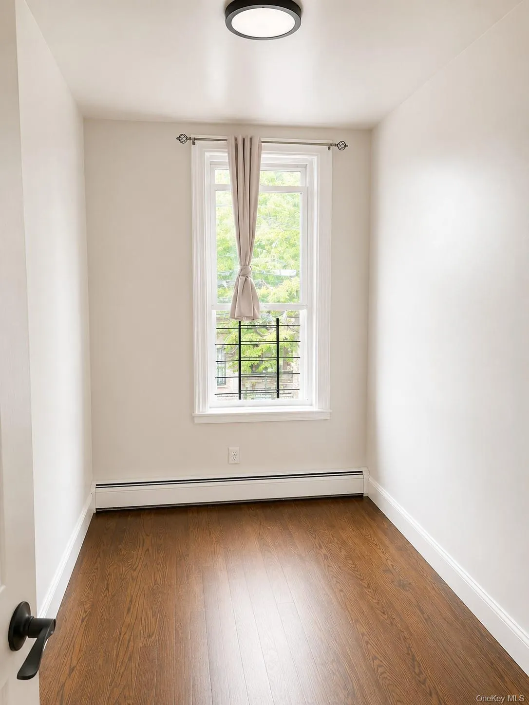 3216 Seymour Avenue, New York, NY, 7 Bedrooms Bedrooms, 11 Rooms Rooms,4 BathroomsBathrooms,Residential Lease,For Rent,Seymour,0,1000642 3216 Seymour Avenue, New York, NY, 7 Bedrooms Bedrooms, 11 Rooms Rooms,4 BathroomsBathrooms,Residential Lease,For Rent,Seymour,0,1000642