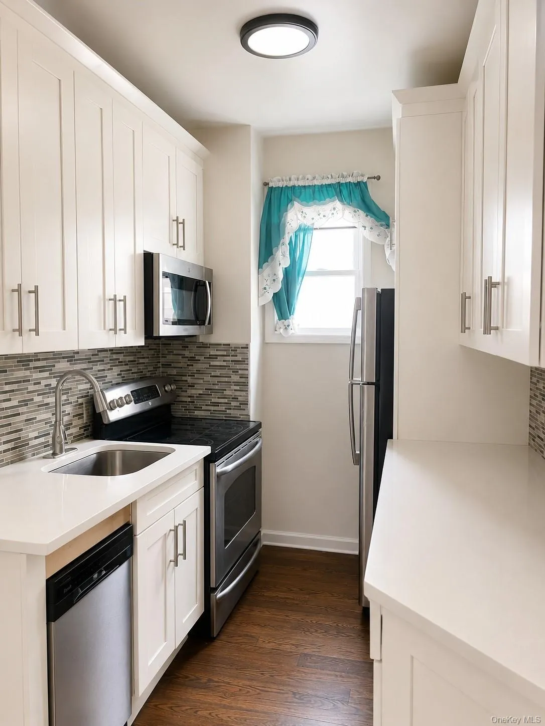 3216 Seymour Avenue, New York, NY, 7 Bedrooms Bedrooms, 11 Rooms Rooms,4 BathroomsBathrooms,Residential Lease,For Rent,Seymour,0,1000642 3216 Seymour Avenue, New York, NY, 7 Bedrooms Bedrooms, 11 Rooms Rooms,4 BathroomsBathrooms,Residential Lease,For Rent,Seymour,0,1000642