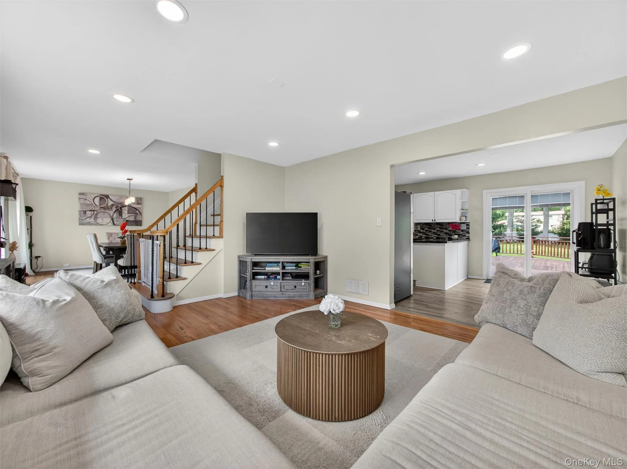 17 Grand Street, Clarkstown, NY, 4 Bedrooms Bedrooms, 8 Rooms Rooms,2 BathroomsBathrooms,Residential,For Rent,Grand,0,1000653 17 Grand Street, Clarkstown, NY, 4 Bedrooms Bedrooms, 8 Rooms Rooms,2 BathroomsBathrooms,Residential,For Rent,Grand,0,1000653