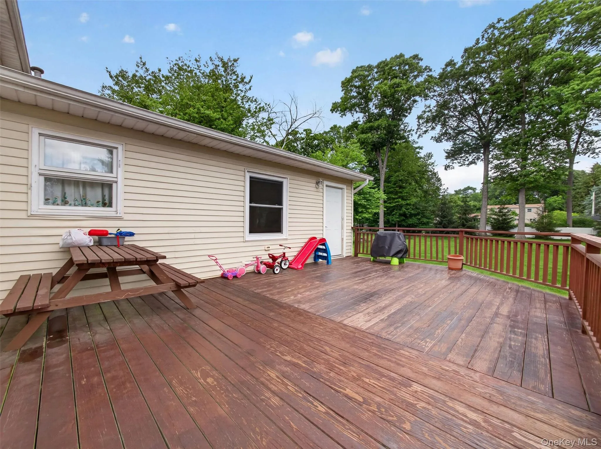 17 Grand Street, Clarkstown, NY, 4 Bedrooms Bedrooms, 8 Rooms Rooms,2 BathroomsBathrooms,Residential,For Rent,Grand,0,1000653 17 Grand Street, Clarkstown, NY, 4 Bedrooms Bedrooms, 8 Rooms Rooms,2 BathroomsBathrooms,Residential,For Rent,Grand,0,1000653