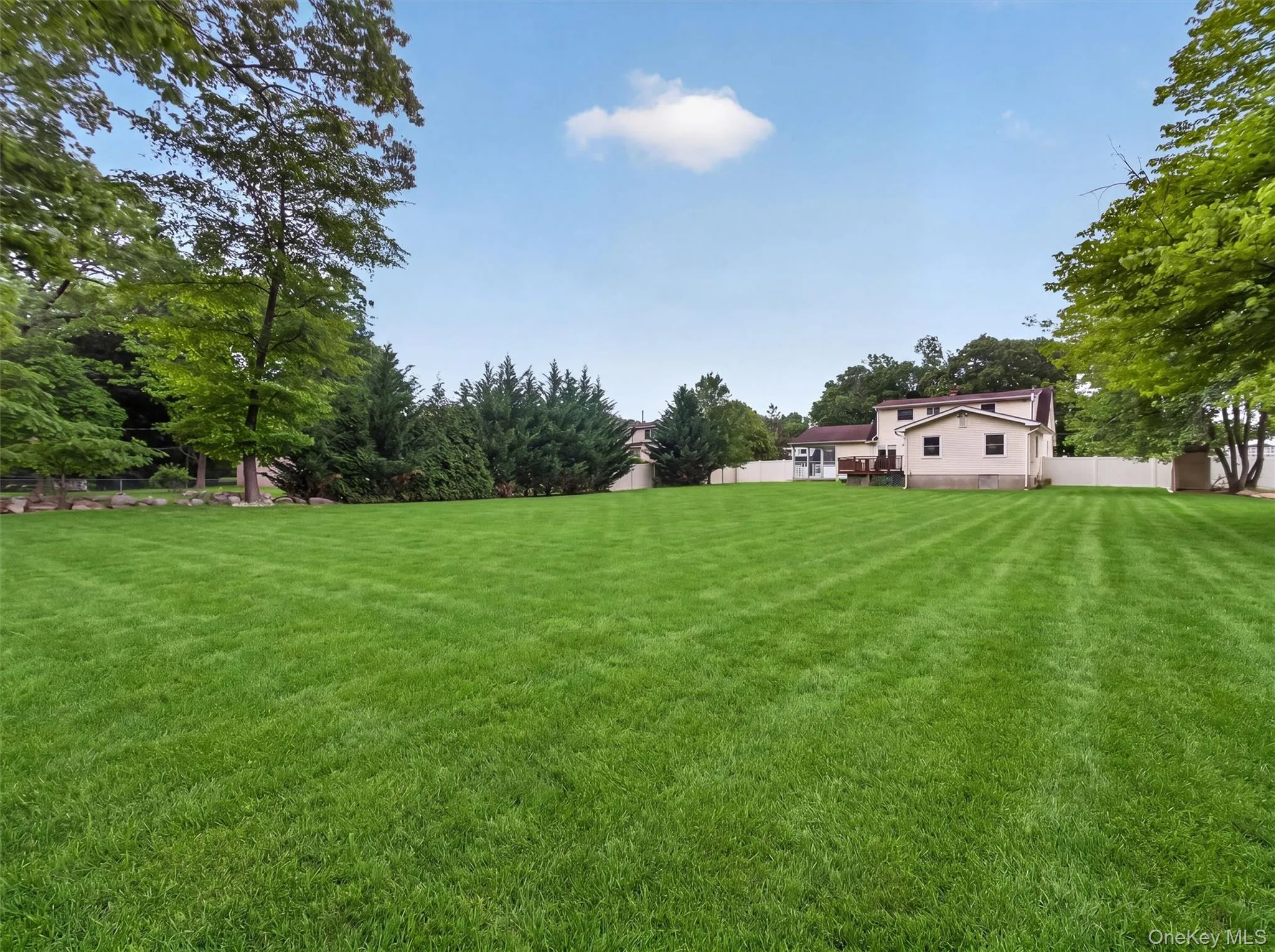 17 Grand Street, Clarkstown, NY, 4 Bedrooms Bedrooms, 8 Rooms Rooms,2 BathroomsBathrooms,Residential,For Rent,Grand,0,1000653 17 Grand Street, Clarkstown, NY, 4 Bedrooms Bedrooms, 8 Rooms Rooms,2 BathroomsBathrooms,Residential,For Rent,Grand,0,1000653