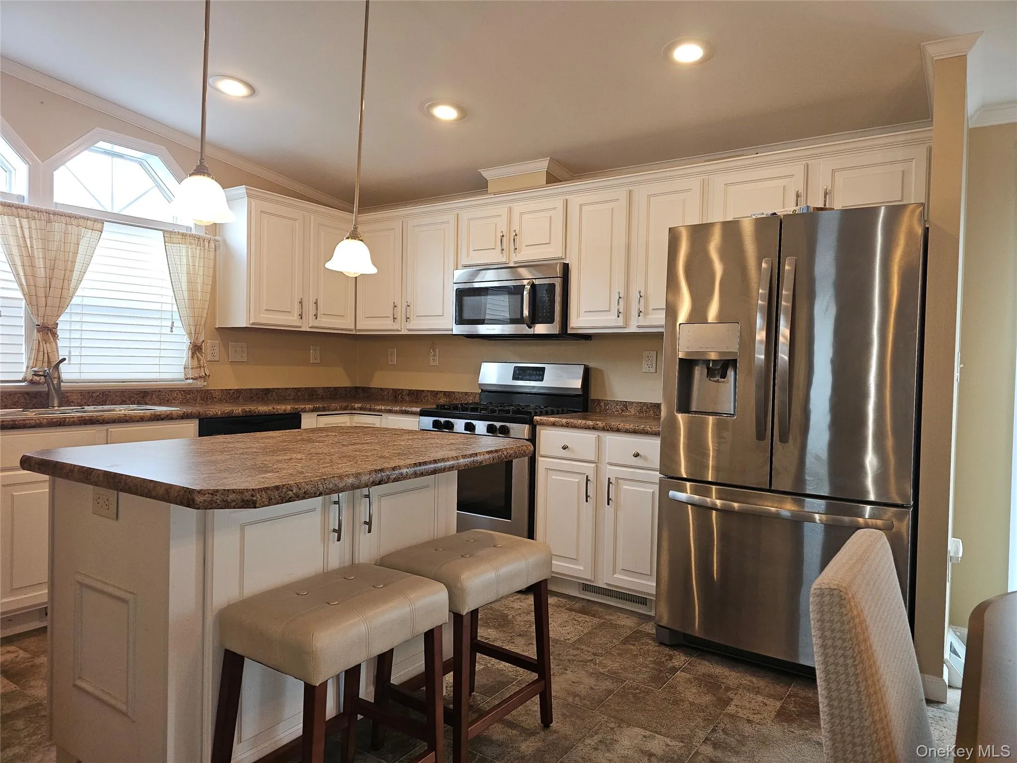 32 Hidden Valley Drive, Middletown, NY, 2 Bedrooms Bedrooms, 5 Rooms Rooms,2 BathroomsBathrooms,Residential,For Rent,Hidden Valley,0,KEY1000657 32 Hidden Valley Drive, Middletown, NY, 2 Bedrooms Bedrooms, 5 Rooms Rooms,2 BathroomsBathrooms,Residential,For Rent,Hidden Valley,0,KEY1000657