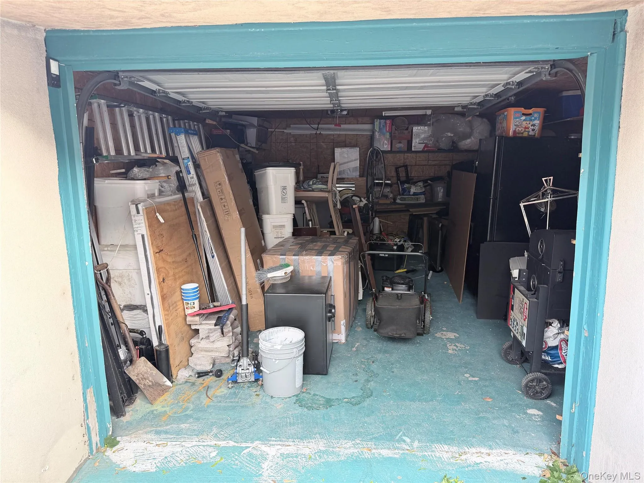 1 car garage with automated door 1 car garage with automated door