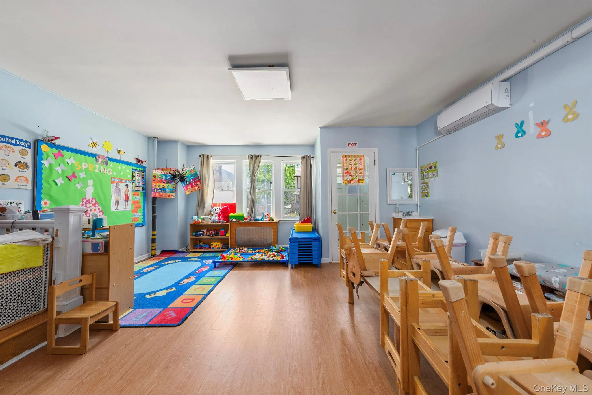 67139 Burns Street, New York, NY, 3 Bedrooms Bedrooms, 6 Rooms Rooms,2 BathroomsBathrooms,Residential Sale,For Rent,Burns,0,1000666 67139 Burns Street, New York, NY, 3 Bedrooms Bedrooms, 6 Rooms Rooms,2 BathroomsBathrooms,Residential Sale,For Rent,Burns,0,1000666