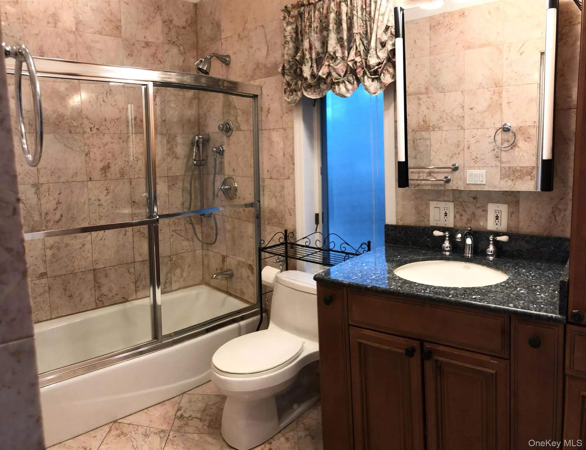 46 Glen Road, Eastchester, NY, 3 Bedrooms Bedrooms, 5 Rooms Rooms,2 BathroomsBathrooms,Residential Lease,For Rent,Glen,0,1000667 46 Glen Road, Eastchester, NY, 3 Bedrooms Bedrooms, 5 Rooms Rooms,2 BathroomsBathrooms,Residential Lease,For Rent,Glen,0,1000667