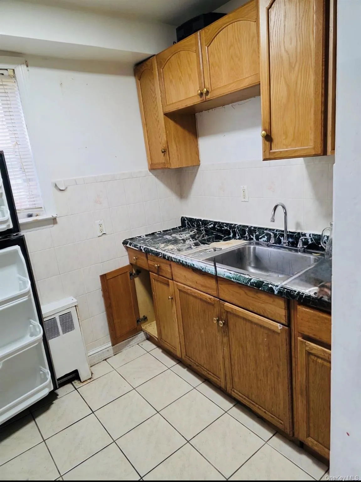 1729 Barnes Avenue, New York, NY, 2 Bedrooms Bedrooms, 4 Rooms Rooms,1 BathroomBathrooms,Residential Lease,For Rent,Barnes,0,1000672 1729 Barnes Avenue, New York, NY, 2 Bedrooms Bedrooms, 4 Rooms Rooms,1 BathroomBathrooms,Residential Lease,For Rent,Barnes,0,1000672