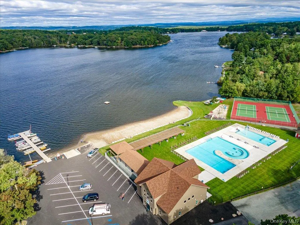 74 Emerald Drive, Thompson, NY, 2 Bedrooms Bedrooms, 8 Rooms Rooms,1 BathroomBathrooms,Residential Sale,For Rent,Emerald,0,1000673 74 Emerald Drive, Thompson, NY, 2 Bedrooms Bedrooms, 8 Rooms Rooms,1 BathroomBathrooms,Residential Sale,For Rent,Emerald,0,1000673
