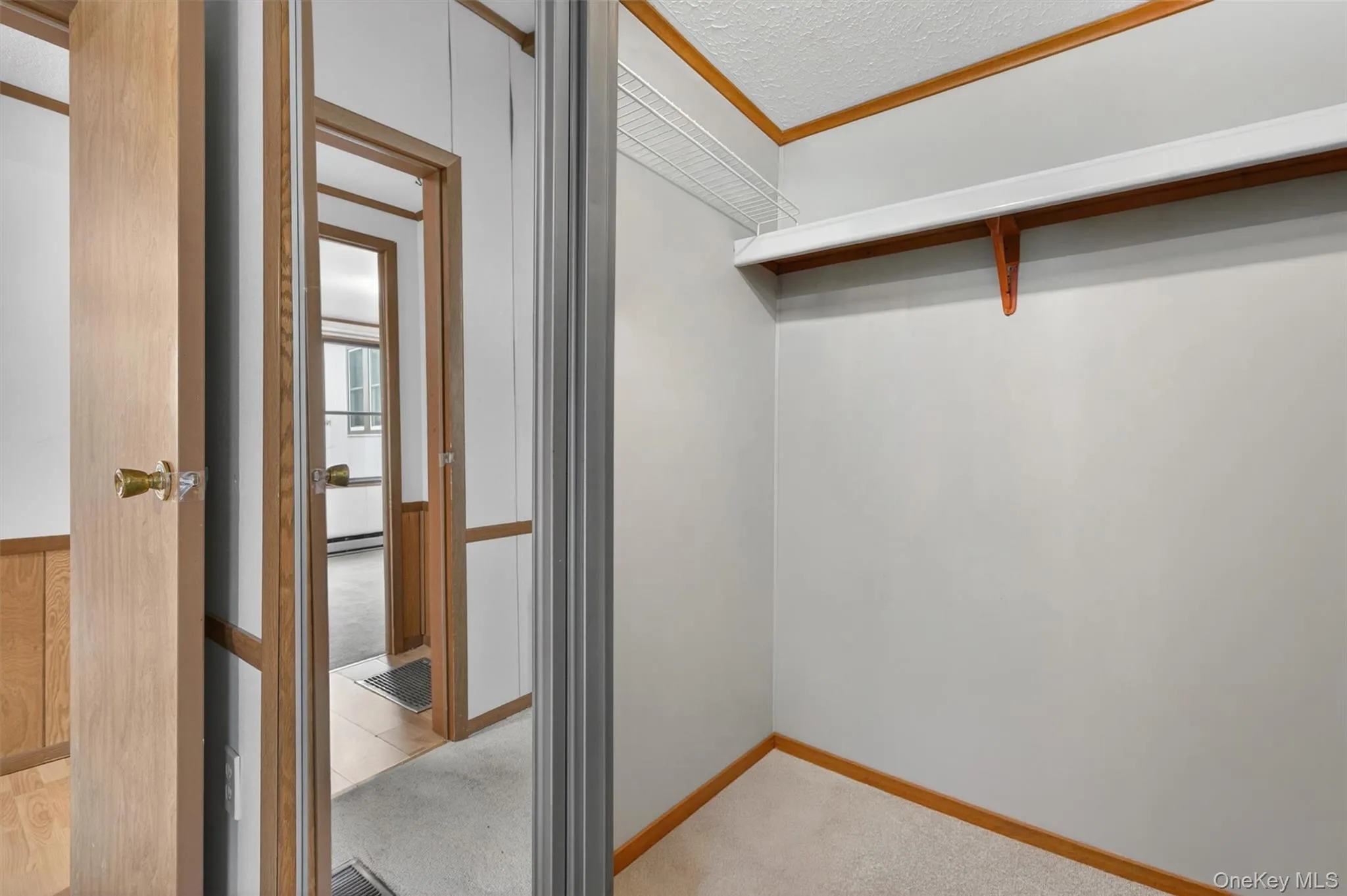 4 Ivanhoe Court, Thompson, NY, 2 Bedrooms Bedrooms, 6 Rooms Rooms,2 BathroomsBathrooms,Residential,For Rent,Ivanhoe,0,1000676 4 Ivanhoe Court, Thompson, NY, 2 Bedrooms Bedrooms, 6 Rooms Rooms,2 BathroomsBathrooms,Residential,For Rent,Ivanhoe,0,1000676