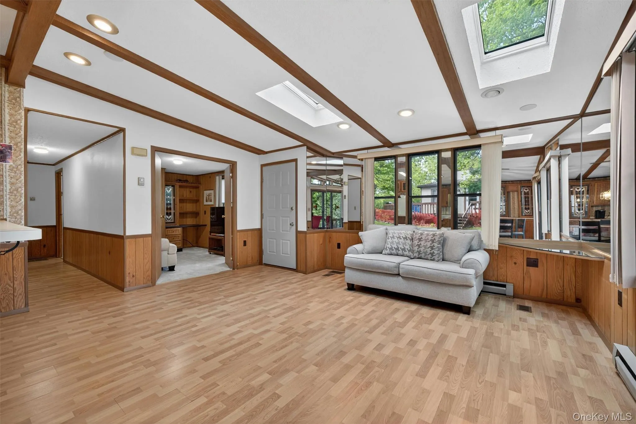 4 Ivanhoe Court, Thompson, NY, 2 Bedrooms Bedrooms, 6 Rooms Rooms,2 BathroomsBathrooms,Residential,For Rent,Ivanhoe,0,1000676 4 Ivanhoe Court, Thompson, NY, 2 Bedrooms Bedrooms, 6 Rooms Rooms,2 BathroomsBathrooms,Residential,For Rent,Ivanhoe,0,1000676