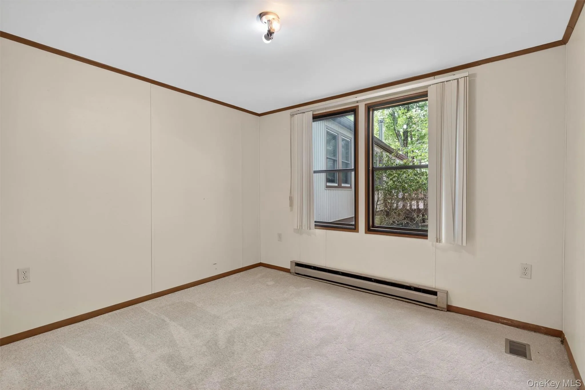 4 Ivanhoe Court, Thompson, NY, 2 Bedrooms Bedrooms, 6 Rooms Rooms,2 BathroomsBathrooms,Residential,For Rent,Ivanhoe,0,1000676 4 Ivanhoe Court, Thompson, NY, 2 Bedrooms Bedrooms, 6 Rooms Rooms,2 BathroomsBathrooms,Residential,For Rent,Ivanhoe,0,1000676