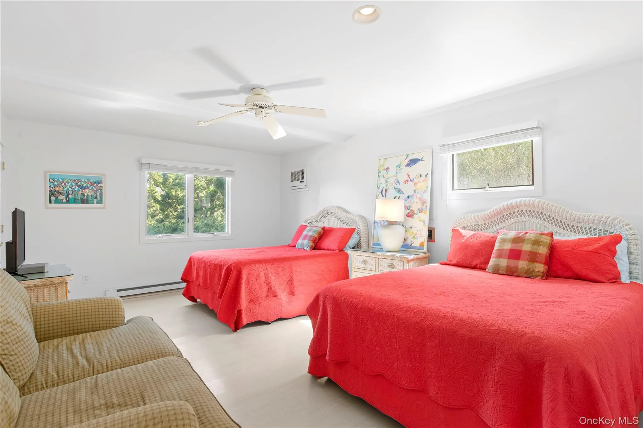 627 Dune Road, Southampton, NY, 5 Bedrooms Bedrooms, 9 Rooms Rooms,3 BathroomsBathrooms,Residential,For Rent,Dune,0,1000678 627 Dune Road, Southampton, NY, 5 Bedrooms Bedrooms, 9 Rooms Rooms,3 BathroomsBathrooms,Residential,For Rent,Dune,0,1000678