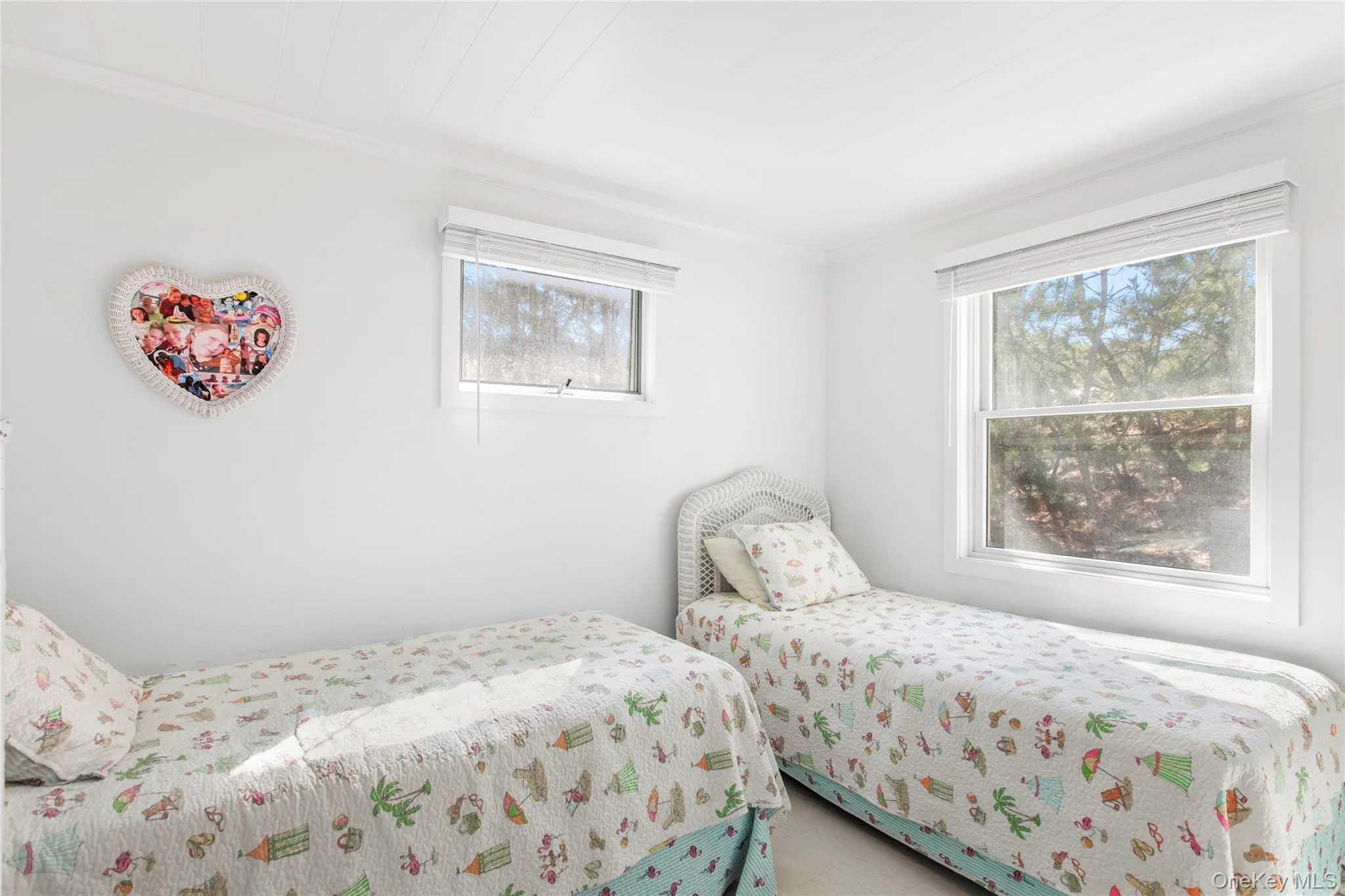 627 Dune Road, Southampton, NY, 5 Bedrooms Bedrooms, 9 Rooms Rooms,3 BathroomsBathrooms,Residential,For Rent,Dune,0,1000678 627 Dune Road, Southampton, NY, 5 Bedrooms Bedrooms, 9 Rooms Rooms,3 BathroomsBathrooms,Residential,For Rent,Dune,0,1000678