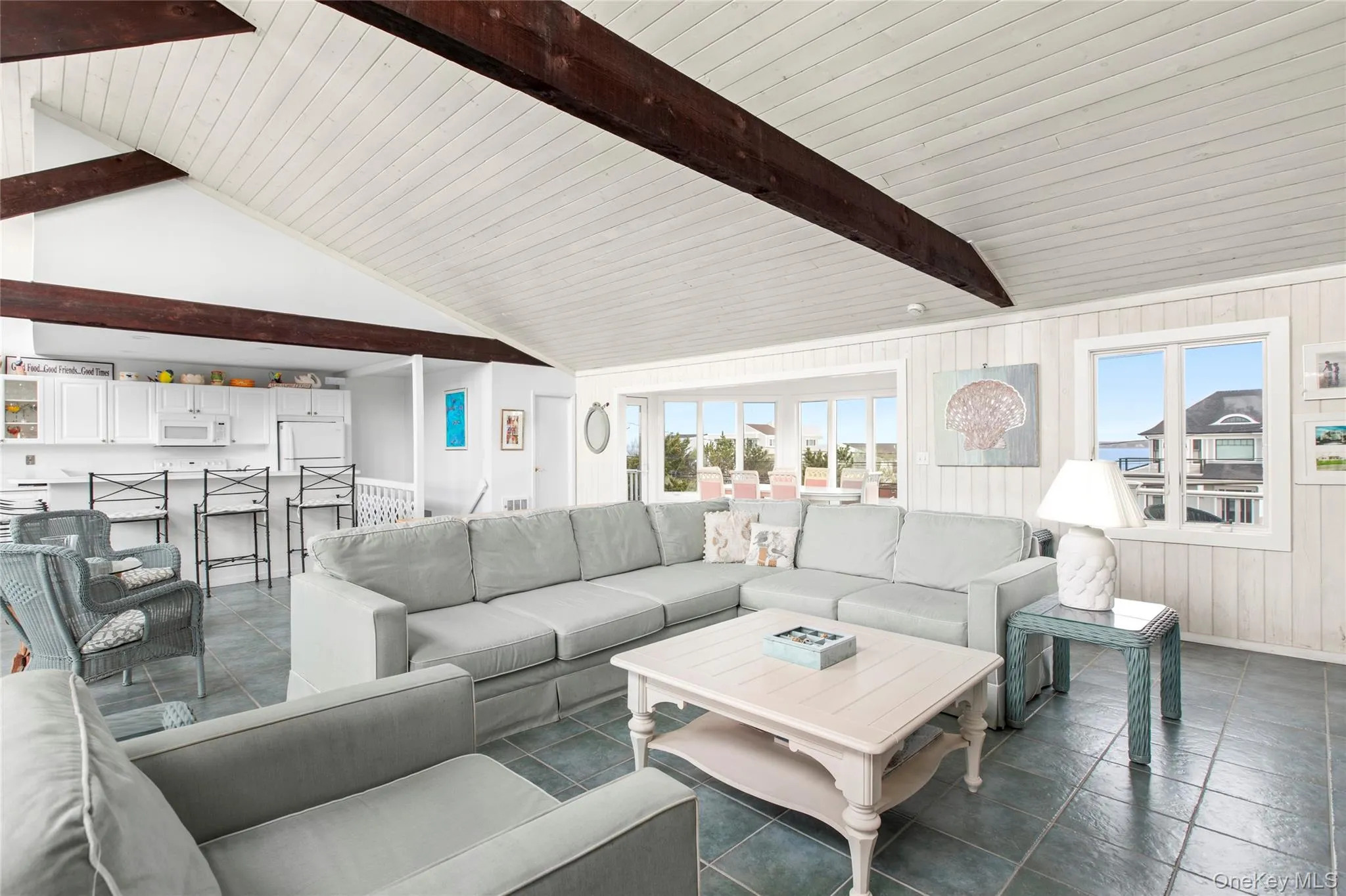 627 Dune Road, Southampton, NY, 5 Bedrooms Bedrooms, 9 Rooms Rooms,3 BathroomsBathrooms,Residential,For Rent,Dune,0,1000678 627 Dune Road, Southampton, NY, 5 Bedrooms Bedrooms, 9 Rooms Rooms,3 BathroomsBathrooms,Residential,For Rent,Dune,0,1000678