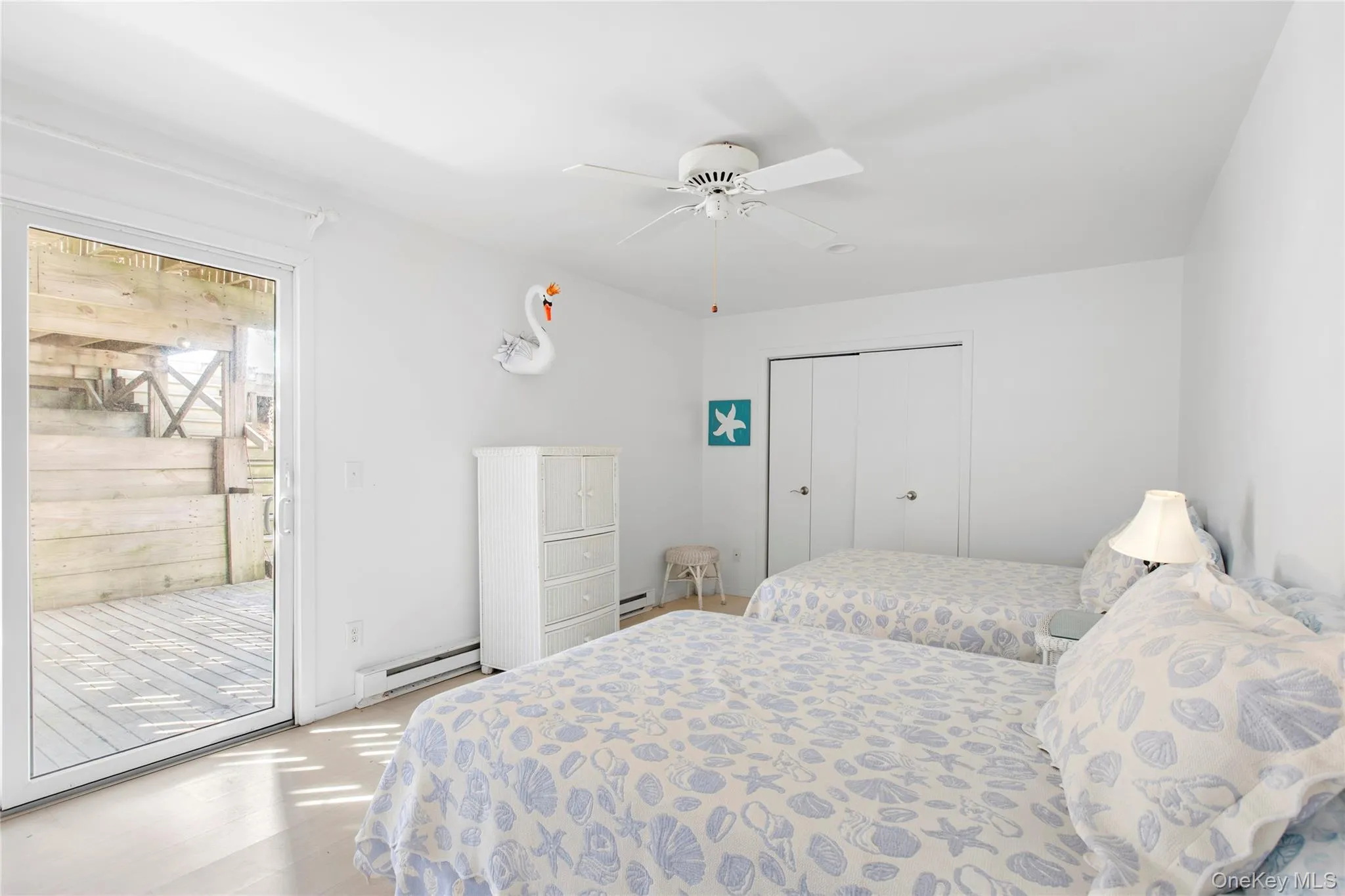 627 Dune Road, Southampton, NY, 5 Bedrooms Bedrooms, 9 Rooms Rooms,3 BathroomsBathrooms,Residential,For Rent,Dune,0,1000678 627 Dune Road, Southampton, NY, 5 Bedrooms Bedrooms, 9 Rooms Rooms,3 BathroomsBathrooms,Residential,For Rent,Dune,0,1000678