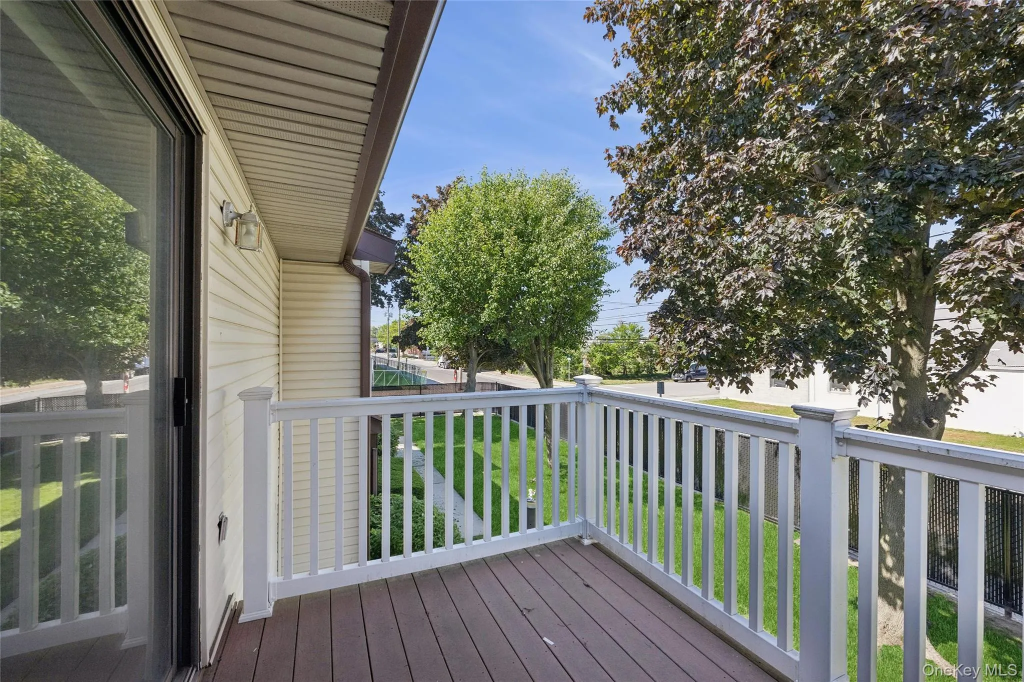 156 Cambridge Drive, Babylon, NY, 2 Bedrooms Bedrooms, 5 Rooms Rooms,1 BathroomBathrooms,Residential,For Rent,Cambridge,0,1000679 156 Cambridge Drive, Babylon, NY, 2 Bedrooms Bedrooms, 5 Rooms Rooms,1 BathroomBathrooms,Residential,For Rent,Cambridge,0,1000679
