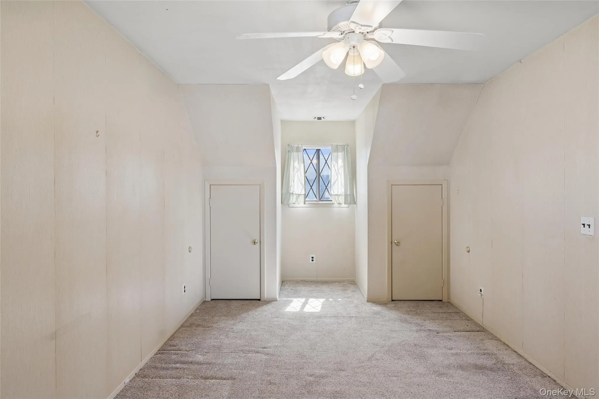 156 Cambridge Drive, Babylon, NY, 2 Bedrooms Bedrooms, 5 Rooms Rooms,1 BathroomBathrooms,Residential,For Rent,Cambridge,0,1000679 156 Cambridge Drive, Babylon, NY, 2 Bedrooms Bedrooms, 5 Rooms Rooms,1 BathroomBathrooms,Residential,For Rent,Cambridge,0,1000679