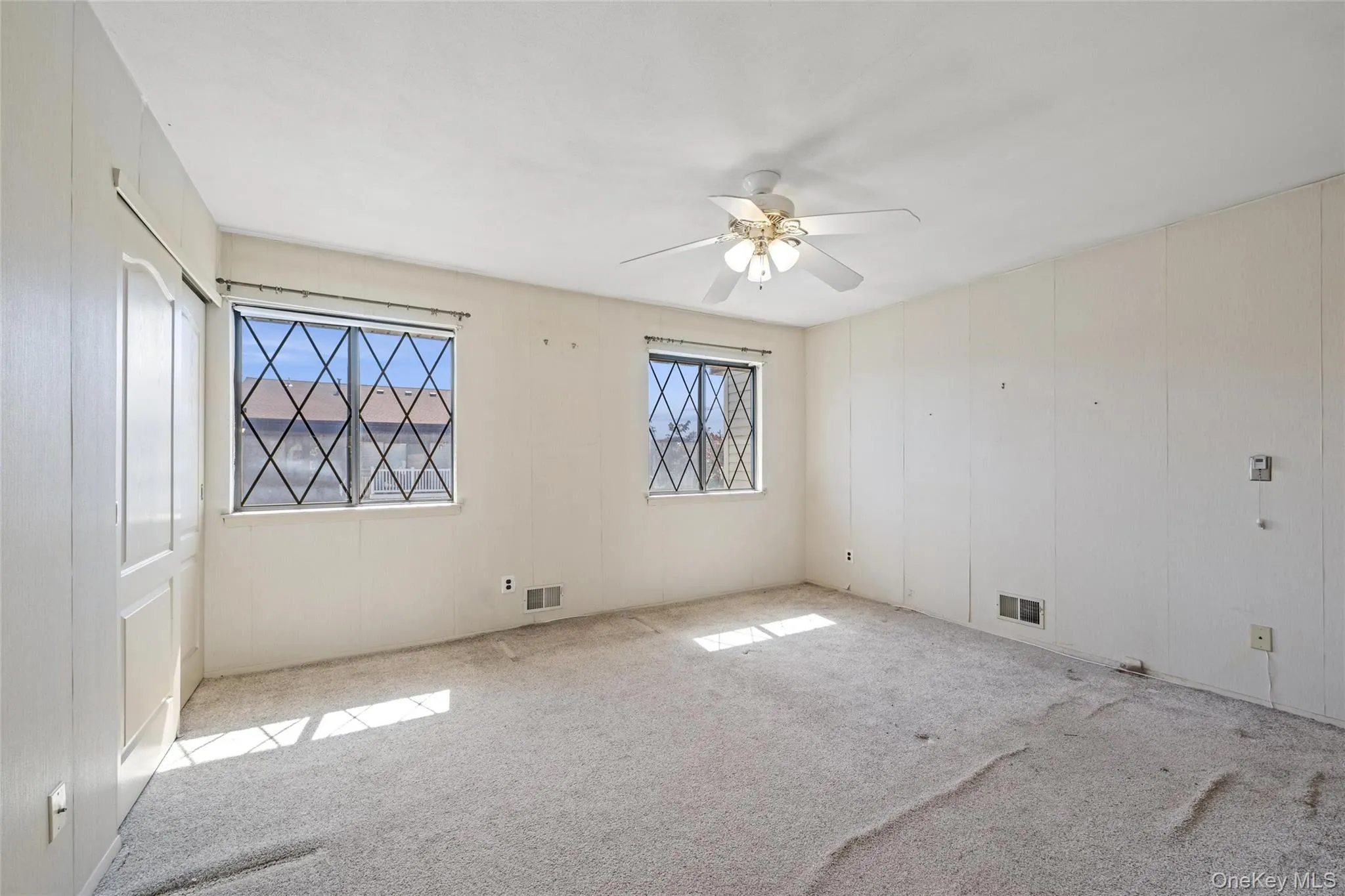 156 Cambridge Drive, Babylon, NY, 2 Bedrooms Bedrooms, 5 Rooms Rooms,1 BathroomBathrooms,Residential,For Rent,Cambridge,0,1000679 156 Cambridge Drive, Babylon, NY, 2 Bedrooms Bedrooms, 5 Rooms Rooms,1 BathroomBathrooms,Residential,For Rent,Cambridge,0,1000679