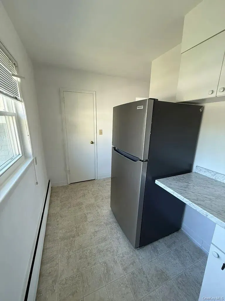 18 Henry Street, Orangetown, NY, 1 Bedroom Bedrooms, 4 Rooms Rooms,1 BathroomBathrooms,Residential Lease,For Rent,Henry,0,1000680 18 Henry Street, Orangetown, NY, 1 Bedroom Bedrooms, 4 Rooms Rooms,1 BathroomBathrooms,Residential Lease,For Rent,Henry,0,1000680
