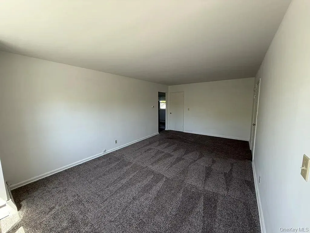 18 Henry Street, Orangetown, NY, 1 Bedroom Bedrooms, 4 Rooms Rooms,1 BathroomBathrooms,Residential Lease,For Rent,Henry,0,1000680 18 Henry Street, Orangetown, NY, 1 Bedroom Bedrooms, 4 Rooms Rooms,1 BathroomBathrooms,Residential Lease,For Rent,Henry,0,1000680