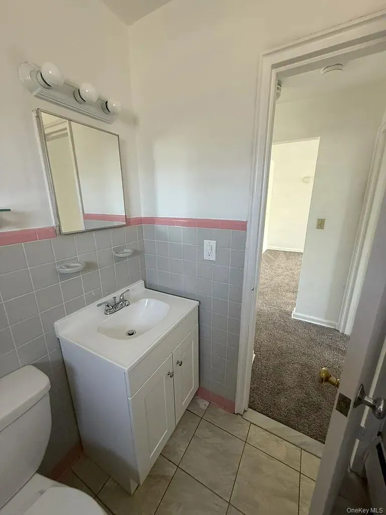 18 Henry Street, Orangetown, NY, 1 Bedroom Bedrooms, 4 Rooms Rooms,1 BathroomBathrooms,Residential Lease,For Rent,Henry,0,1000680 18 Henry Street, Orangetown, NY, 1 Bedroom Bedrooms, 4 Rooms Rooms,1 BathroomBathrooms,Residential Lease,For Rent,Henry,0,1000680