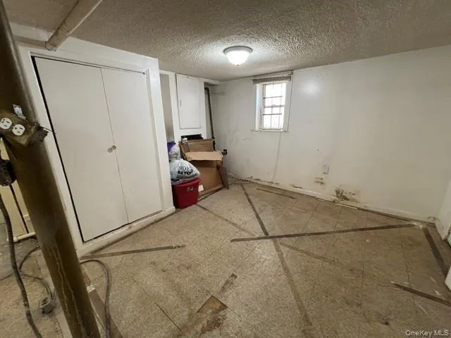 225-36 113th Avenue, New York, NY, 5 Bedrooms Bedrooms, 8 Rooms Rooms,2 BathroomsBathrooms,Residential Sale,For Rent,113th,0,1000681 225-36 113th Avenue, New York, NY, 5 Bedrooms Bedrooms, 8 Rooms Rooms,2 BathroomsBathrooms,Residential Sale,For Rent,113th,0,1000681