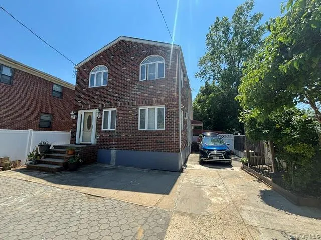 225-36 113th Avenue, New York, NY, 5 Bedrooms Bedrooms, 8 Rooms Rooms,2 BathroomsBathrooms,Residential Sale,For Rent,113th,0,1000681 225-36 113th Avenue, New York, NY, 5 Bedrooms Bedrooms, 8 Rooms Rooms,2 BathroomsBathrooms,Residential Sale,For Rent,113th,0,1000681