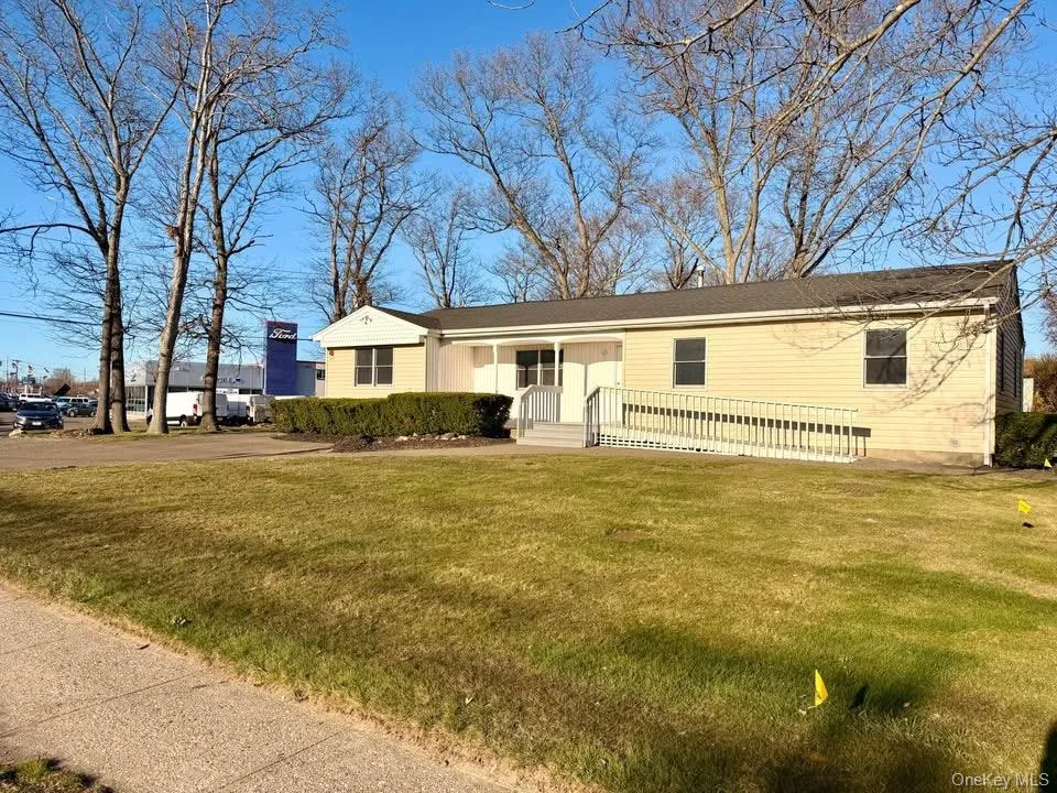 241 Terryville Road, Brookhaven, NY, ,Commercial Lease,For Rent,Terryville,0,1000688 241 Terryville Road, Brookhaven, NY, ,Commercial Lease,For Rent,Terryville,0,1000688