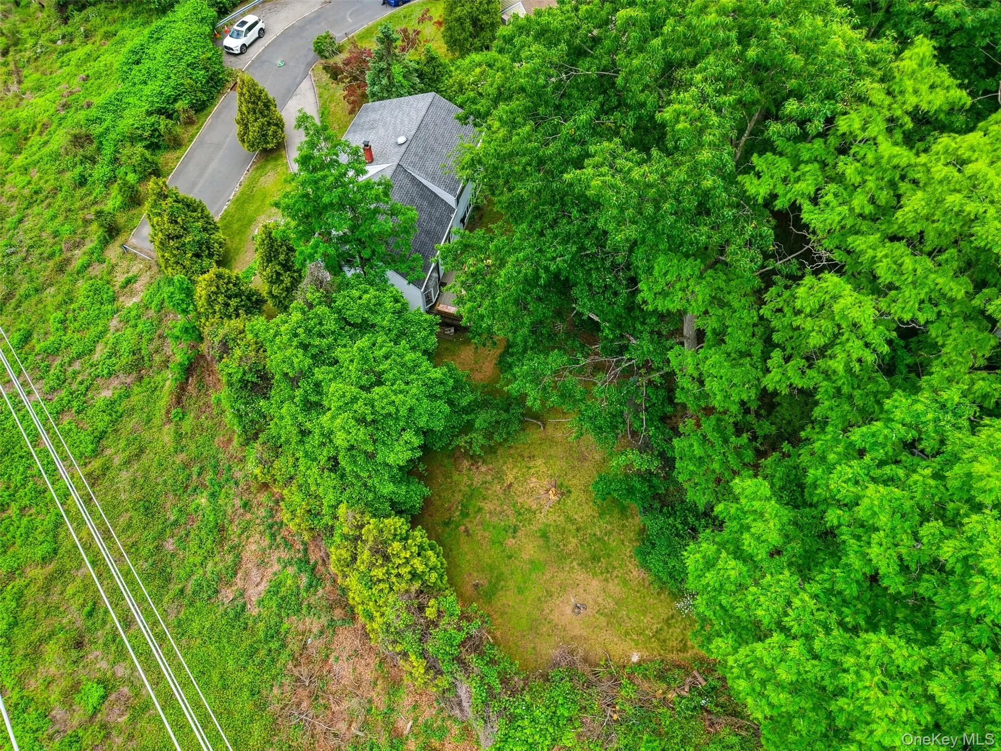 Private Dead end road and large property Private Dead end road and large property
