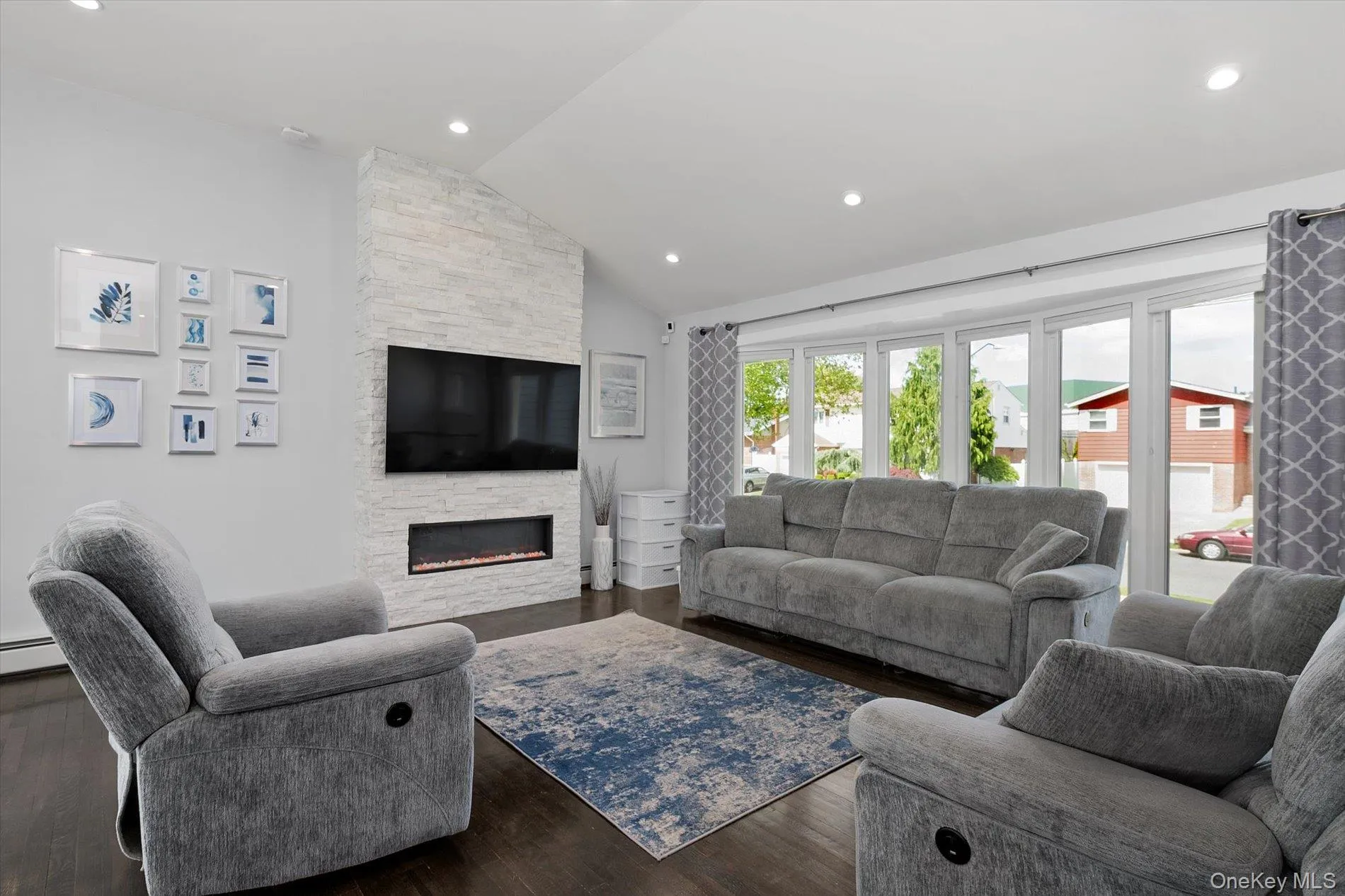 10 Jeremy Avenue, Oyster Bay, NY, 3 Bedrooms Bedrooms, 7 Rooms Rooms,3 BathroomsBathrooms,Residential,For Rent,Jeremy,0,1000690 10 Jeremy Avenue, Oyster Bay, NY, 3 Bedrooms Bedrooms, 7 Rooms Rooms,3 BathroomsBathrooms,Residential,For Rent,Jeremy,0,1000690