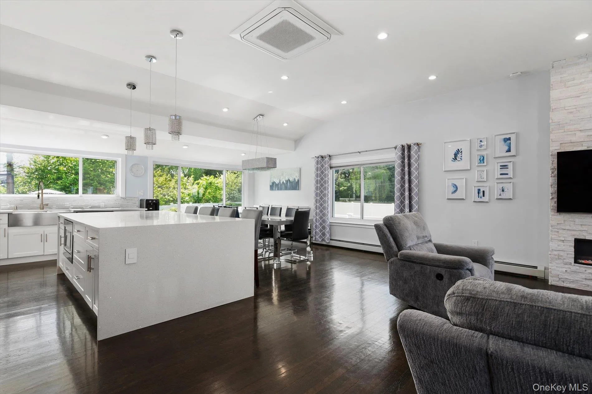 10 Jeremy Avenue, Oyster Bay, NY, 3 Bedrooms Bedrooms, 7 Rooms Rooms,3 BathroomsBathrooms,Residential,For Rent,Jeremy,0,1000690 10 Jeremy Avenue, Oyster Bay, NY, 3 Bedrooms Bedrooms, 7 Rooms Rooms,3 BathroomsBathrooms,Residential,For Rent,Jeremy,0,1000690
