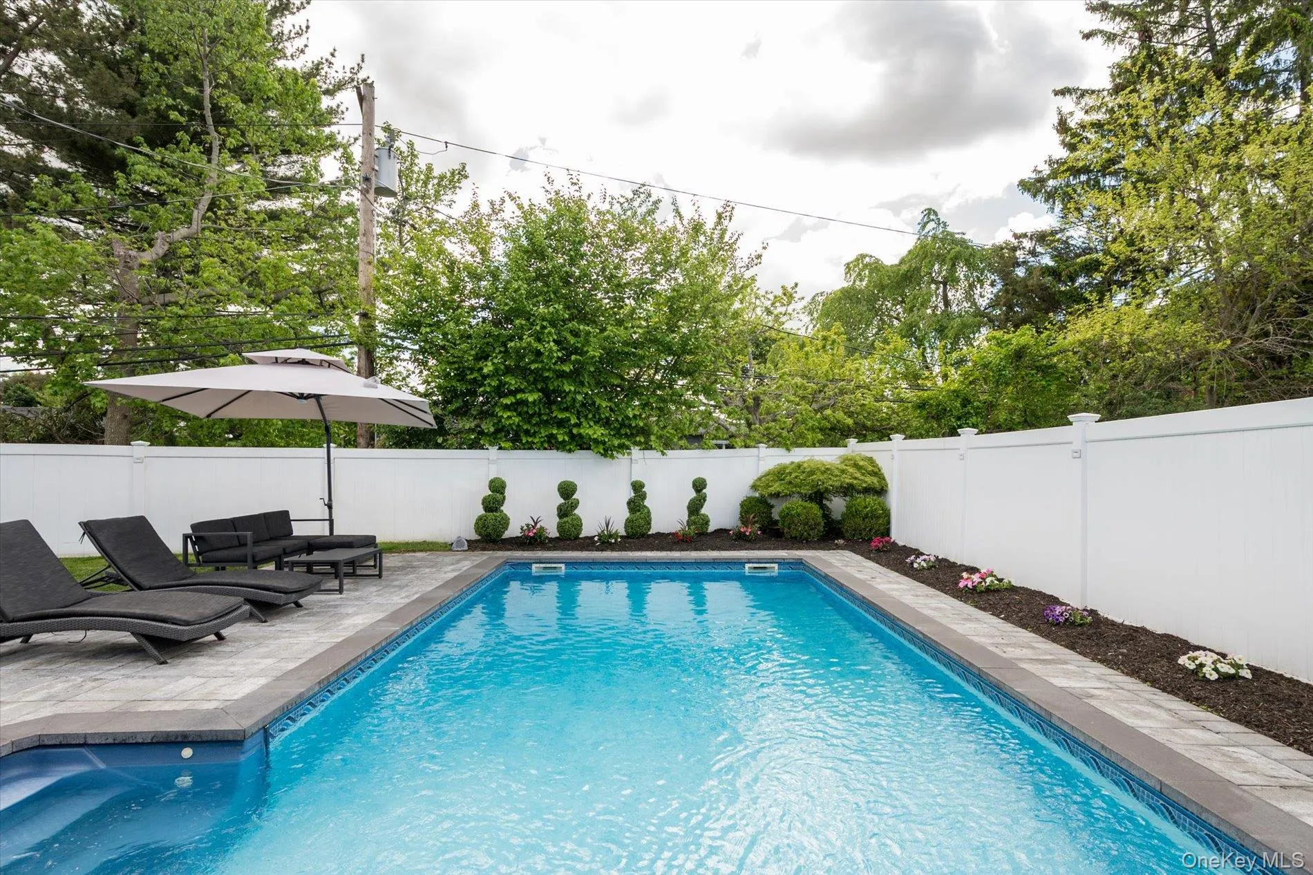 10 Jeremy Avenue, Oyster Bay, NY, 3 Bedrooms Bedrooms, 7 Rooms Rooms,3 BathroomsBathrooms,Residential,For Rent,Jeremy,0,1000690 10 Jeremy Avenue, Oyster Bay, NY, 3 Bedrooms Bedrooms, 7 Rooms Rooms,3 BathroomsBathrooms,Residential,For Rent,Jeremy,0,1000690