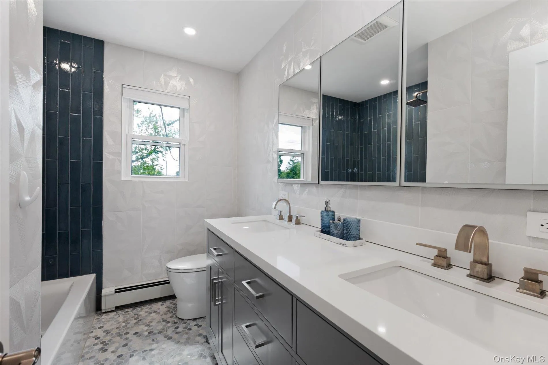 10 Jeremy Avenue, Oyster Bay, NY, 3 Bedrooms Bedrooms, 7 Rooms Rooms,3 BathroomsBathrooms,Residential,For Rent,Jeremy,0,1000690 10 Jeremy Avenue, Oyster Bay, NY, 3 Bedrooms Bedrooms, 7 Rooms Rooms,3 BathroomsBathrooms,Residential,For Rent,Jeremy,0,1000690