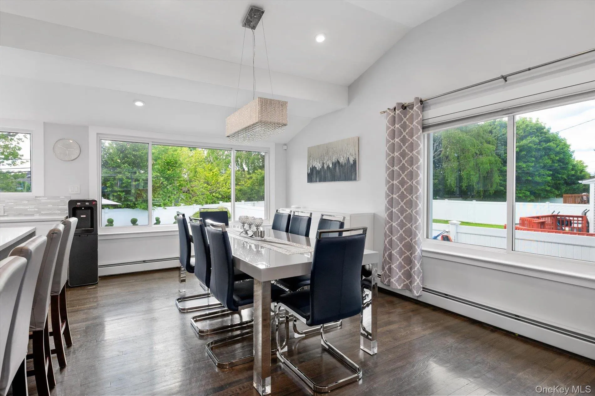 10 Jeremy Avenue, Oyster Bay, NY, 3 Bedrooms Bedrooms, 7 Rooms Rooms,3 BathroomsBathrooms,Residential,For Rent,Jeremy,0,1000690 10 Jeremy Avenue, Oyster Bay, NY, 3 Bedrooms Bedrooms, 7 Rooms Rooms,3 BathroomsBathrooms,Residential,For Rent,Jeremy,0,1000690