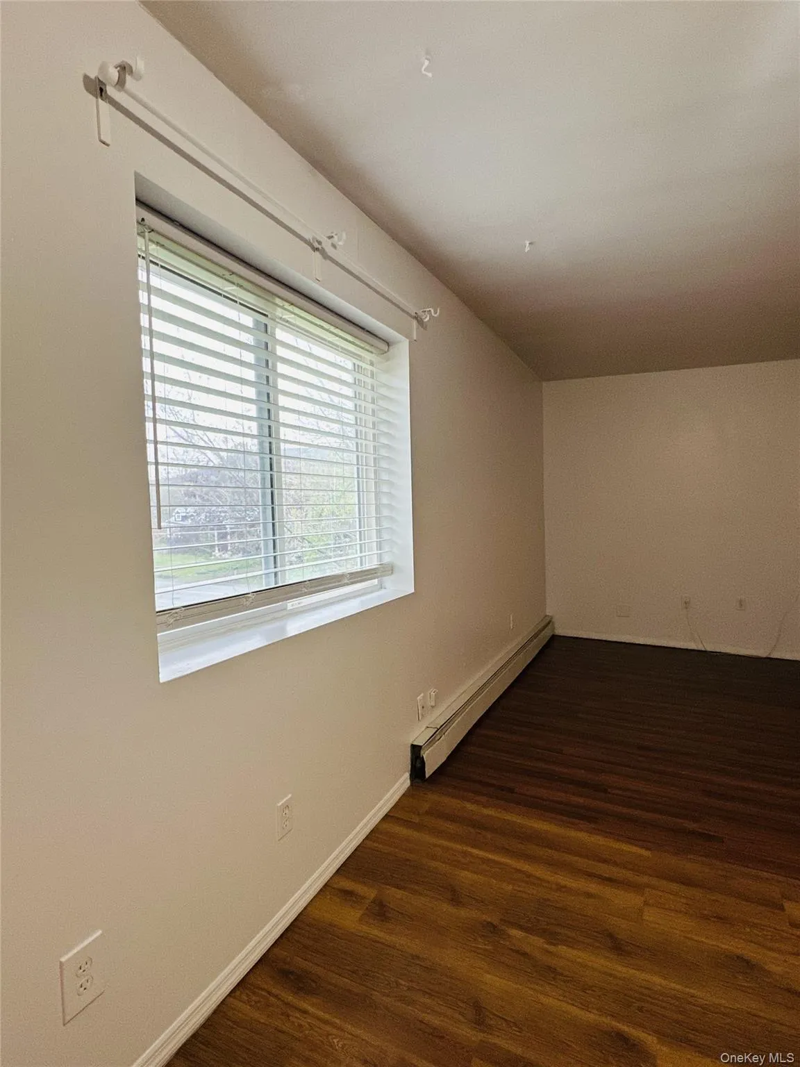 23 Pearl Street, Rockland, NY, 1 Bedroom Bedrooms, 3 Rooms Rooms,1 BathroomBathrooms,Residential Lease,For Rent,Pearl,0,1000695 23 Pearl Street, Rockland, NY, 1 Bedroom Bedrooms, 3 Rooms Rooms,1 BathroomBathrooms,Residential Lease,For Rent,Pearl,0,1000695