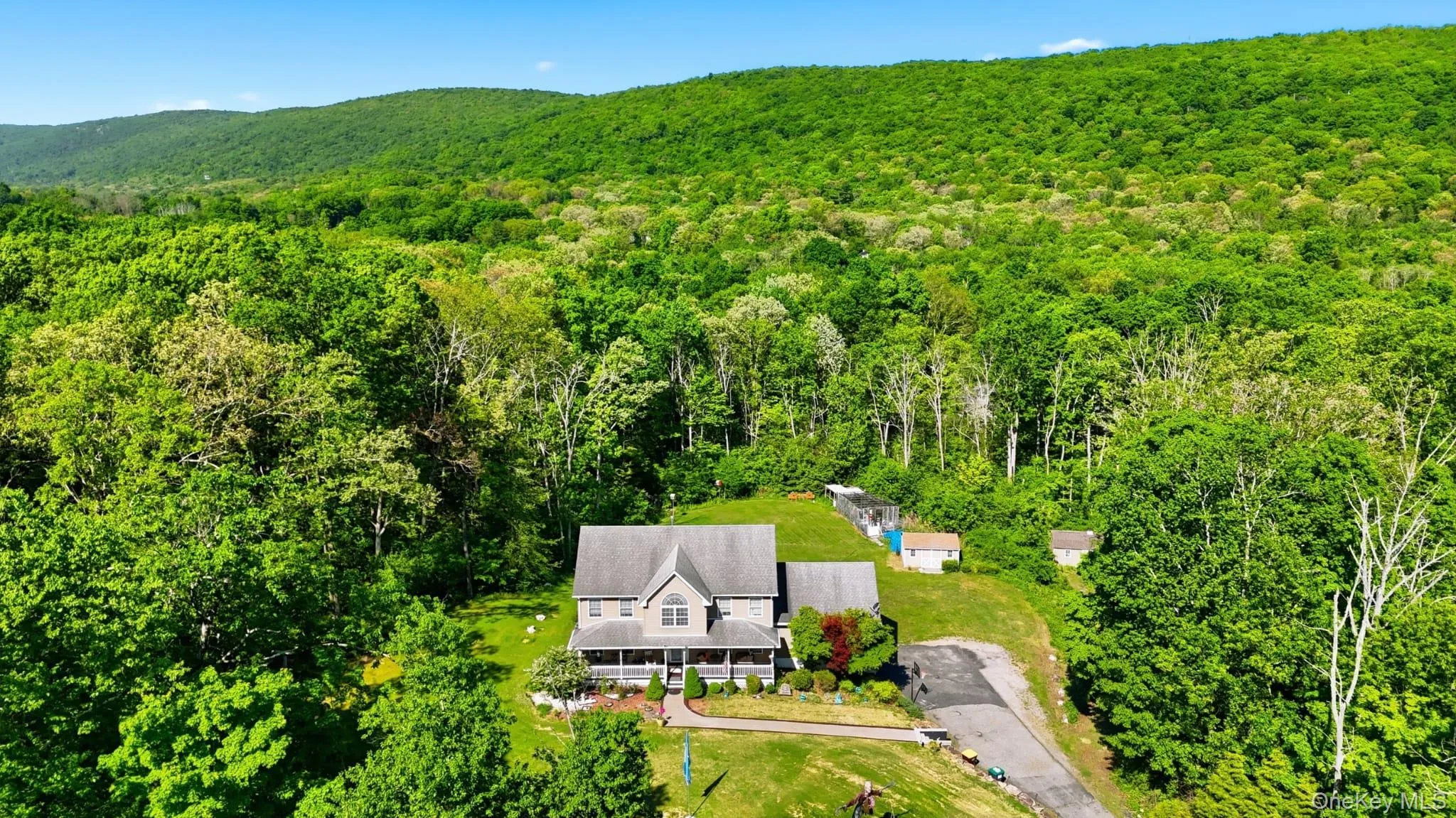 185 Penaluna Road, Monroe, NY, 4 Bedrooms Bedrooms, 10 Rooms Rooms,3 BathroomsBathrooms,Residential,For Rent,Penaluna,0,1000699 185 Penaluna Road, Monroe, NY, 4 Bedrooms Bedrooms, 10 Rooms Rooms,3 BathroomsBathrooms,Residential,For Rent,Penaluna,0,1000699