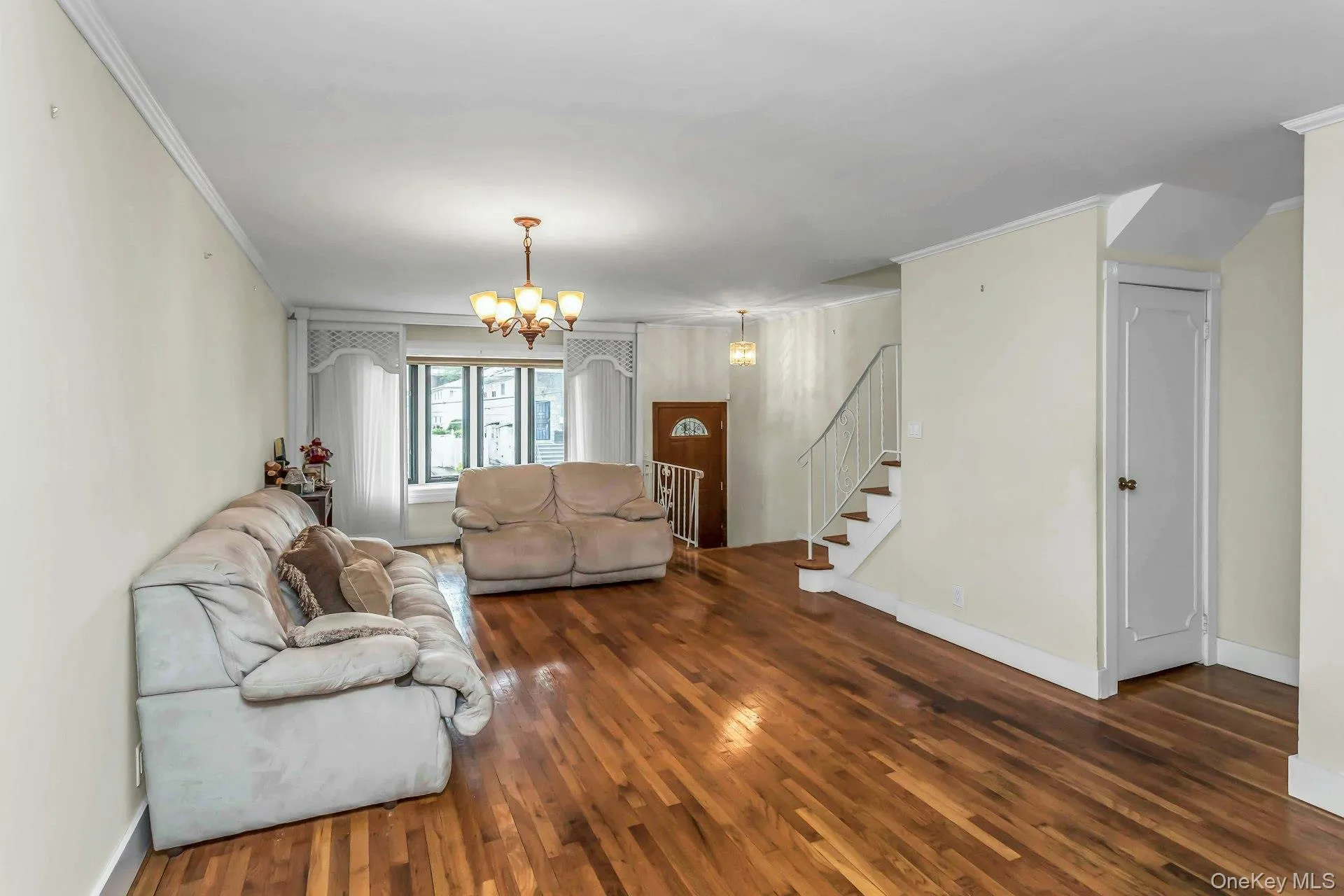 10825 Avenue N, New York, NY, 3 Bedrooms Bedrooms, 6 Rooms Rooms,1 BathroomBathrooms,Residential,For Rent,Avenue N,0,1000706 10825 Avenue N, New York, NY, 3 Bedrooms Bedrooms, 6 Rooms Rooms,1 BathroomBathrooms,Residential,For Rent,Avenue N,0,1000706