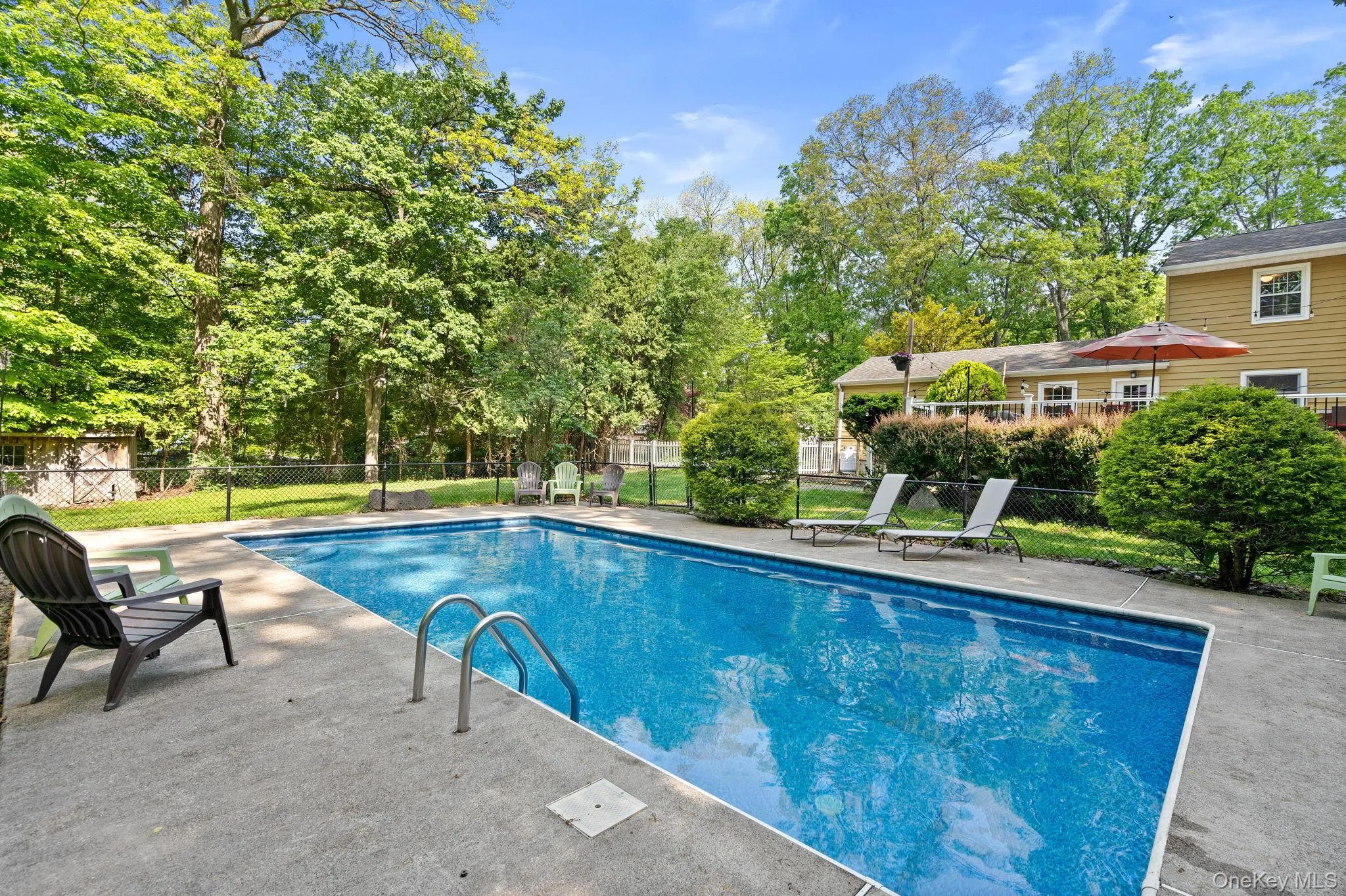 95 Pine Hill Road, Woodbury, NY, 4 Bedrooms Bedrooms, 8 Rooms Rooms,2 BathroomsBathrooms,Residential,For Rent,Pine Hill,0,1000710 95 Pine Hill Road, Woodbury, NY, 4 Bedrooms Bedrooms, 8 Rooms Rooms,2 BathroomsBathrooms,Residential,For Rent,Pine Hill,0,1000710
