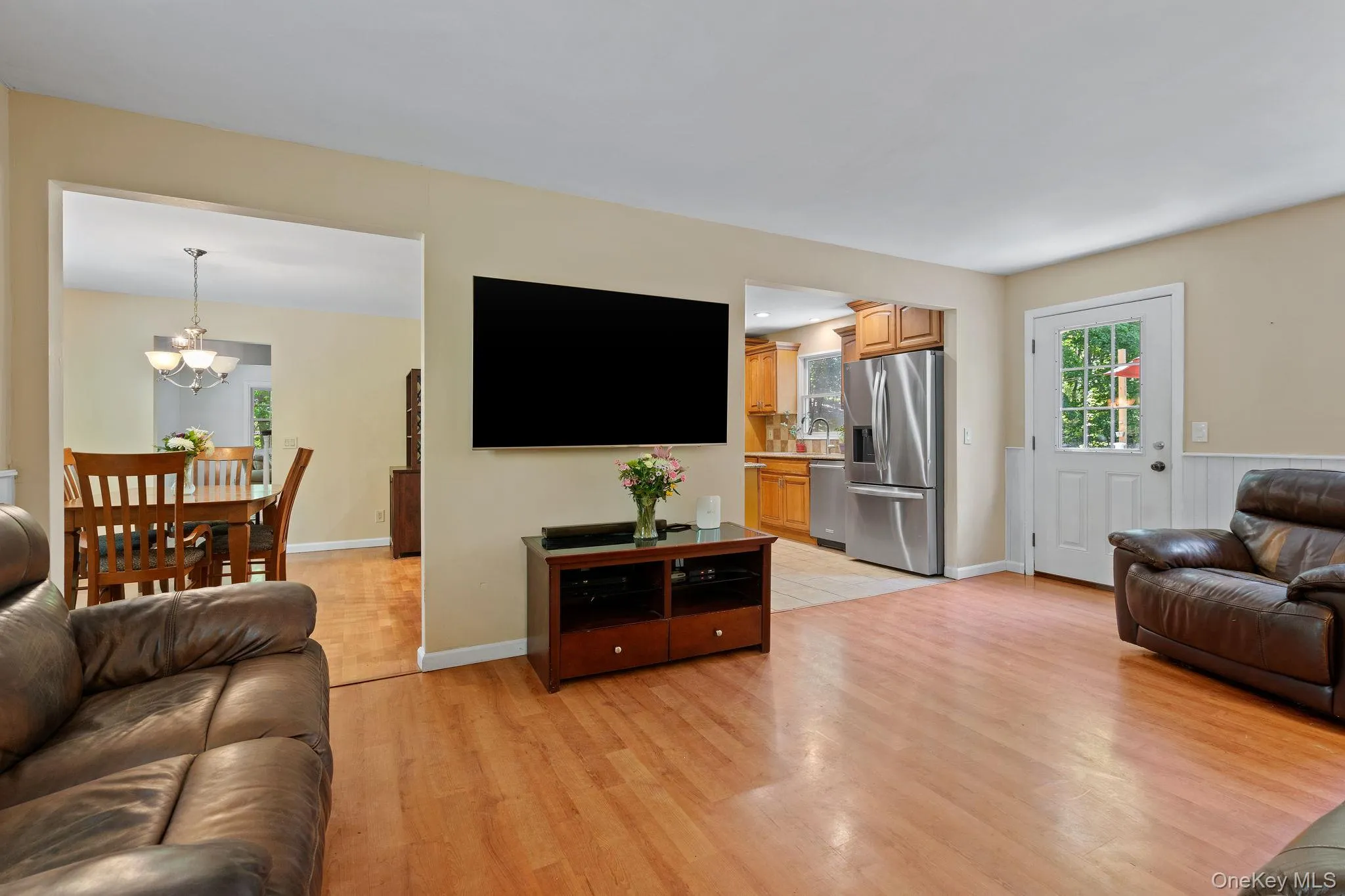 95 Pine Hill Road, Woodbury, NY, 4 Bedrooms Bedrooms, 8 Rooms Rooms,2 BathroomsBathrooms,Residential,For Rent,Pine Hill,0,1000710 95 Pine Hill Road, Woodbury, NY, 4 Bedrooms Bedrooms, 8 Rooms Rooms,2 BathroomsBathrooms,Residential,For Rent,Pine Hill,0,1000710