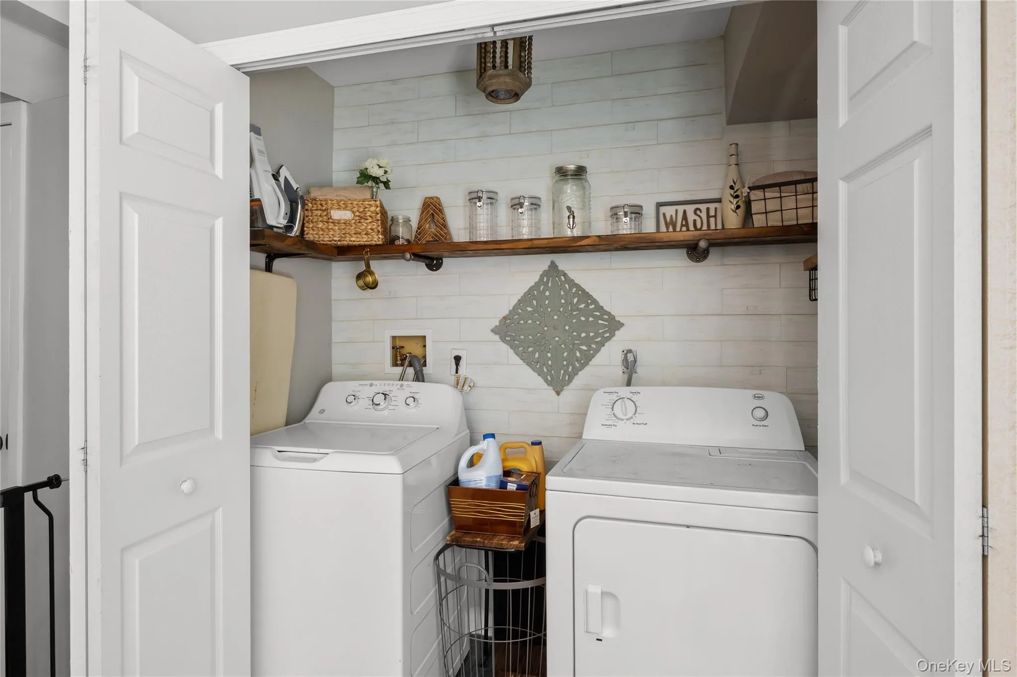 2 Blair Court, Brookhaven, NY, 3 Bedrooms Bedrooms, 7 Rooms Rooms,1 BathroomBathrooms,Residential,For Rent,Blair,0,1000712 2 Blair Court, Brookhaven, NY, 3 Bedrooms Bedrooms, 7 Rooms Rooms,1 BathroomBathrooms,Residential,For Rent,Blair,0,1000712
