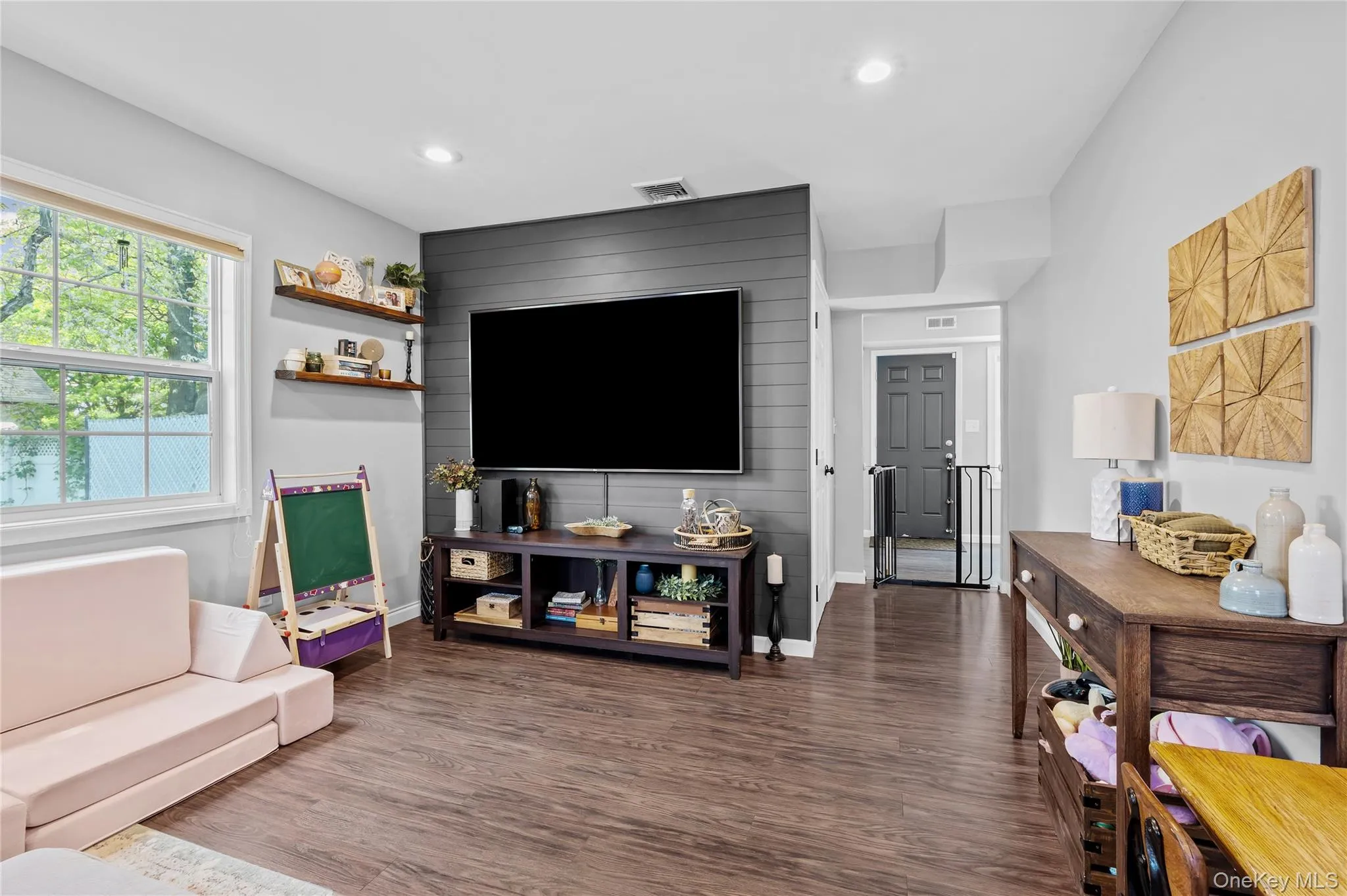 2 Blair Court, Brookhaven, NY, 3 Bedrooms Bedrooms, 7 Rooms Rooms,1 BathroomBathrooms,Residential,For Rent,Blair,0,1000712 2 Blair Court, Brookhaven, NY, 3 Bedrooms Bedrooms, 7 Rooms Rooms,1 BathroomBathrooms,Residential,For Rent,Blair,0,1000712
