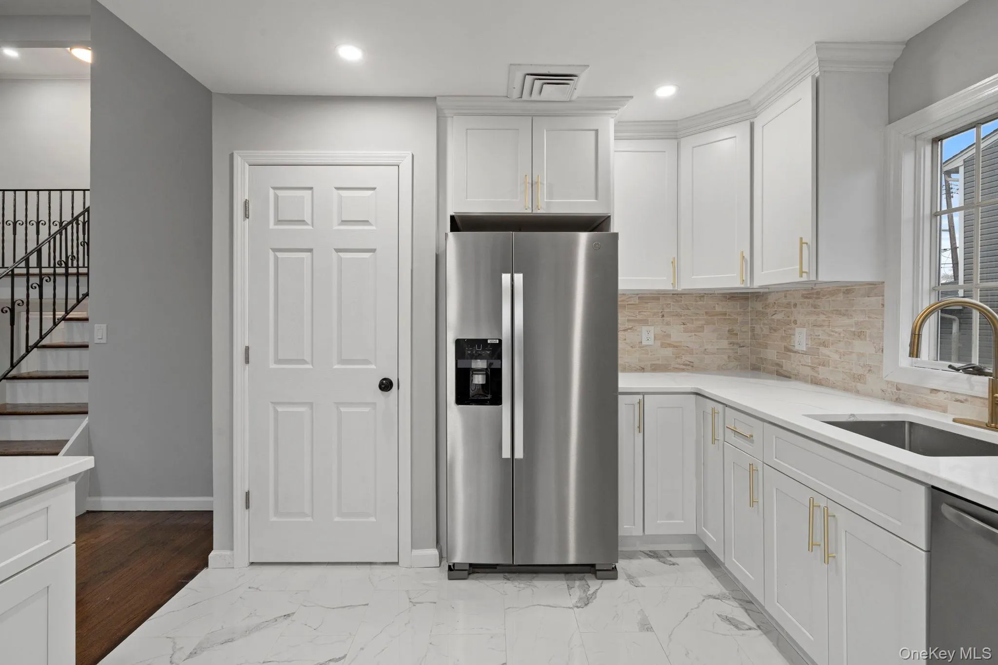 2386 Hampton Avenue, Hempstead, NY, 3 Bedrooms Bedrooms, 6 Rooms Rooms,2 BathroomsBathrooms,Residential,For Rent,Hampton,0,1000716 2386 Hampton Avenue, Hempstead, NY, 3 Bedrooms Bedrooms, 6 Rooms Rooms,2 BathroomsBathrooms,Residential,For Rent,Hampton,0,1000716