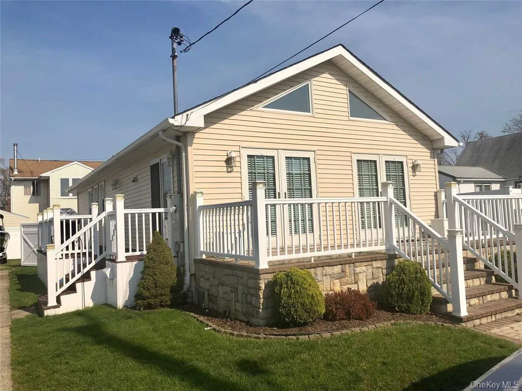 188 Daytona Street, Hempstead, NY, 2 Bedrooms Bedrooms, 5 Rooms Rooms,1 BathroomBathrooms,Residential Lease,For Rent,Daytona,0,1000718 188 Daytona Street, Hempstead, NY, 2 Bedrooms Bedrooms, 5 Rooms Rooms,1 BathroomBathrooms,Residential Lease,For Rent,Daytona,0,1000718