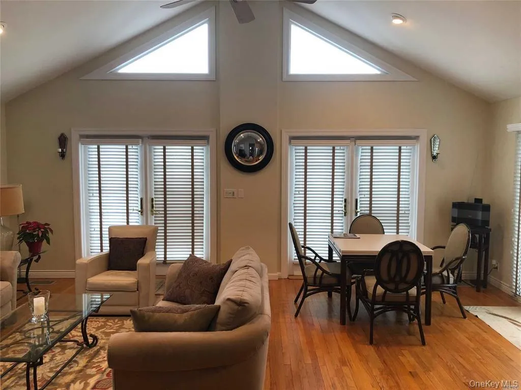 188 Daytona Street, Hempstead, NY, 2 Bedrooms Bedrooms, 5 Rooms Rooms,1 BathroomBathrooms,Residential Lease,For Rent,Daytona,0,1000718 188 Daytona Street, Hempstead, NY, 2 Bedrooms Bedrooms, 5 Rooms Rooms,1 BathroomBathrooms,Residential Lease,For Rent,Daytona,0,1000718