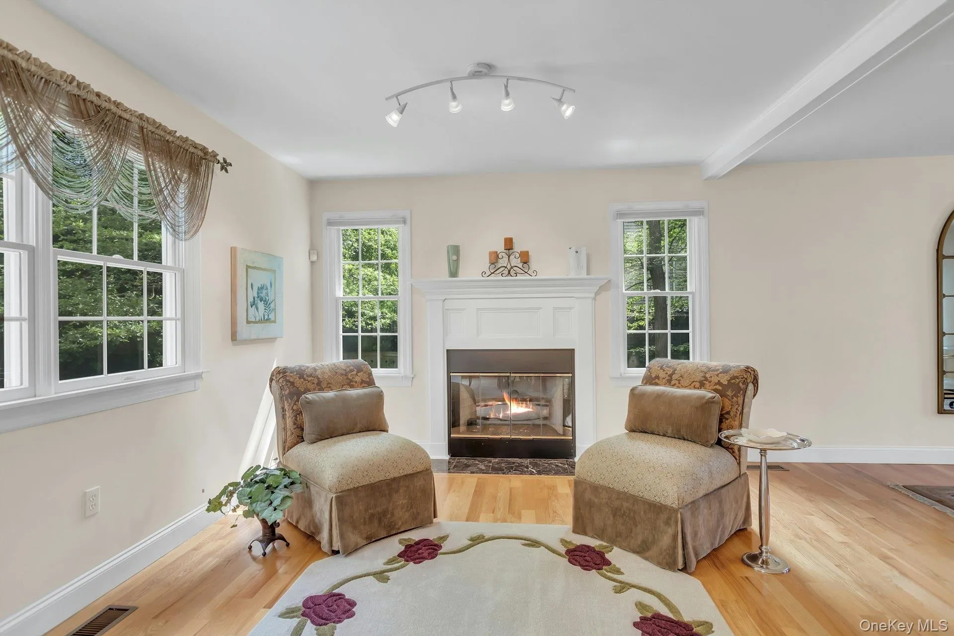 25 Middlesex Avenue, Islip, NY, 4 Bedrooms Bedrooms, 9 Rooms Rooms,2 BathroomsBathrooms,Residential,For Rent,Middlesex,0,1000719 25 Middlesex Avenue, Islip, NY, 4 Bedrooms Bedrooms, 9 Rooms Rooms,2 BathroomsBathrooms,Residential,For Rent,Middlesex,0,1000719