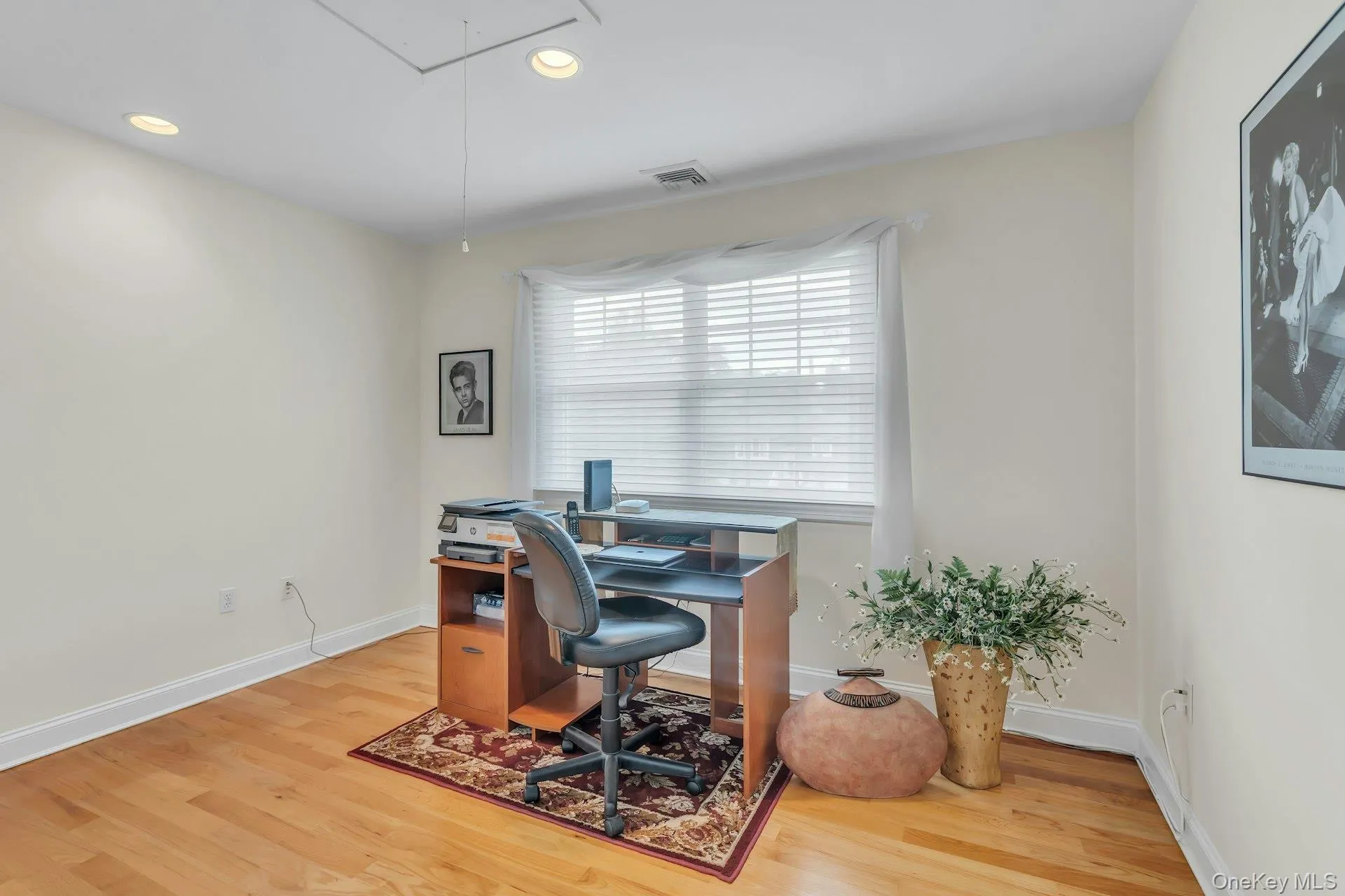 25 Middlesex Avenue, Islip, NY, 4 Bedrooms Bedrooms, 9 Rooms Rooms,2 BathroomsBathrooms,Residential,For Rent,Middlesex,0,1000719 25 Middlesex Avenue, Islip, NY, 4 Bedrooms Bedrooms, 9 Rooms Rooms,2 BathroomsBathrooms,Residential,For Rent,Middlesex,0,1000719